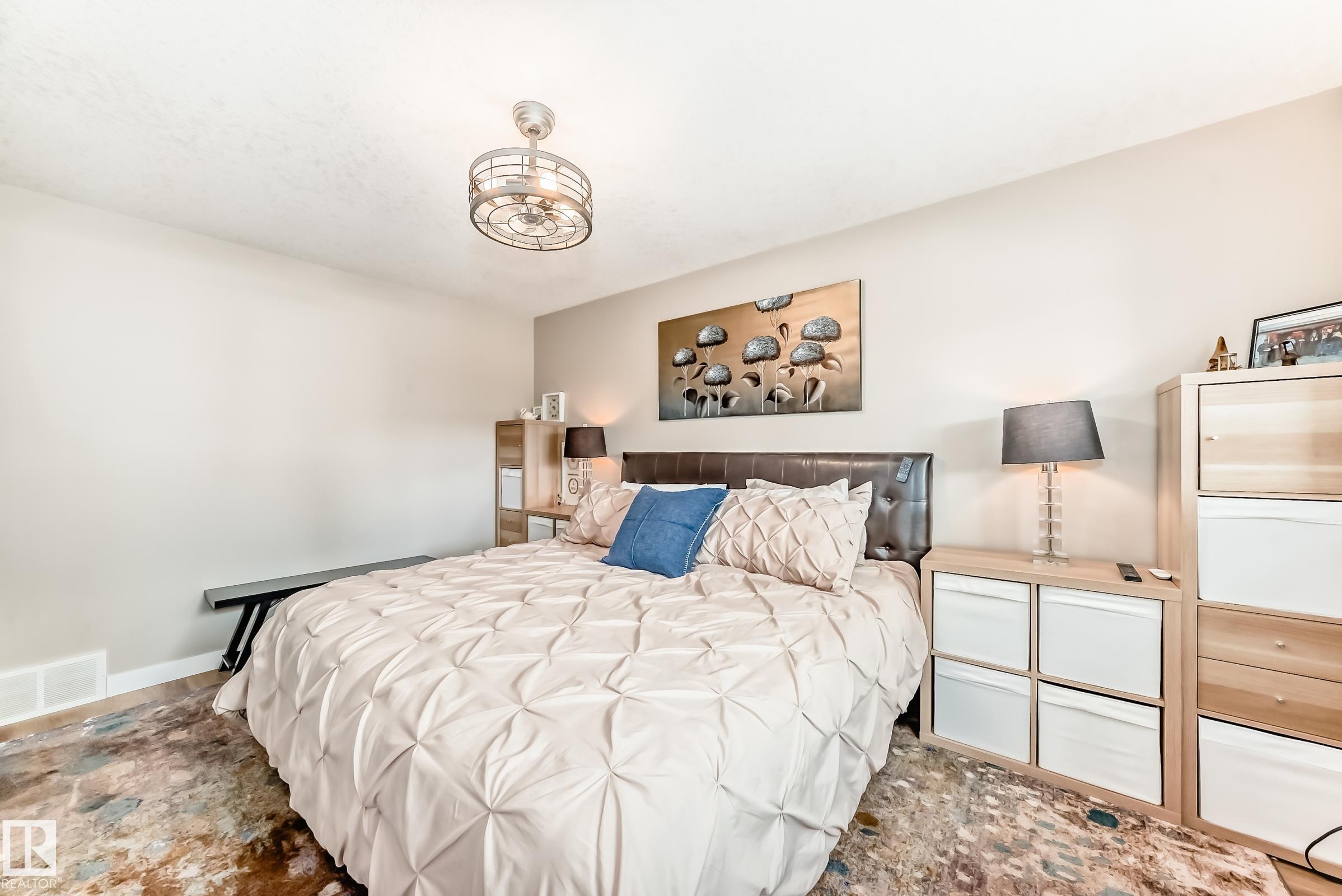 Photo 19 at 10822 11 Avenue NW, Bearspaw, Edmonton