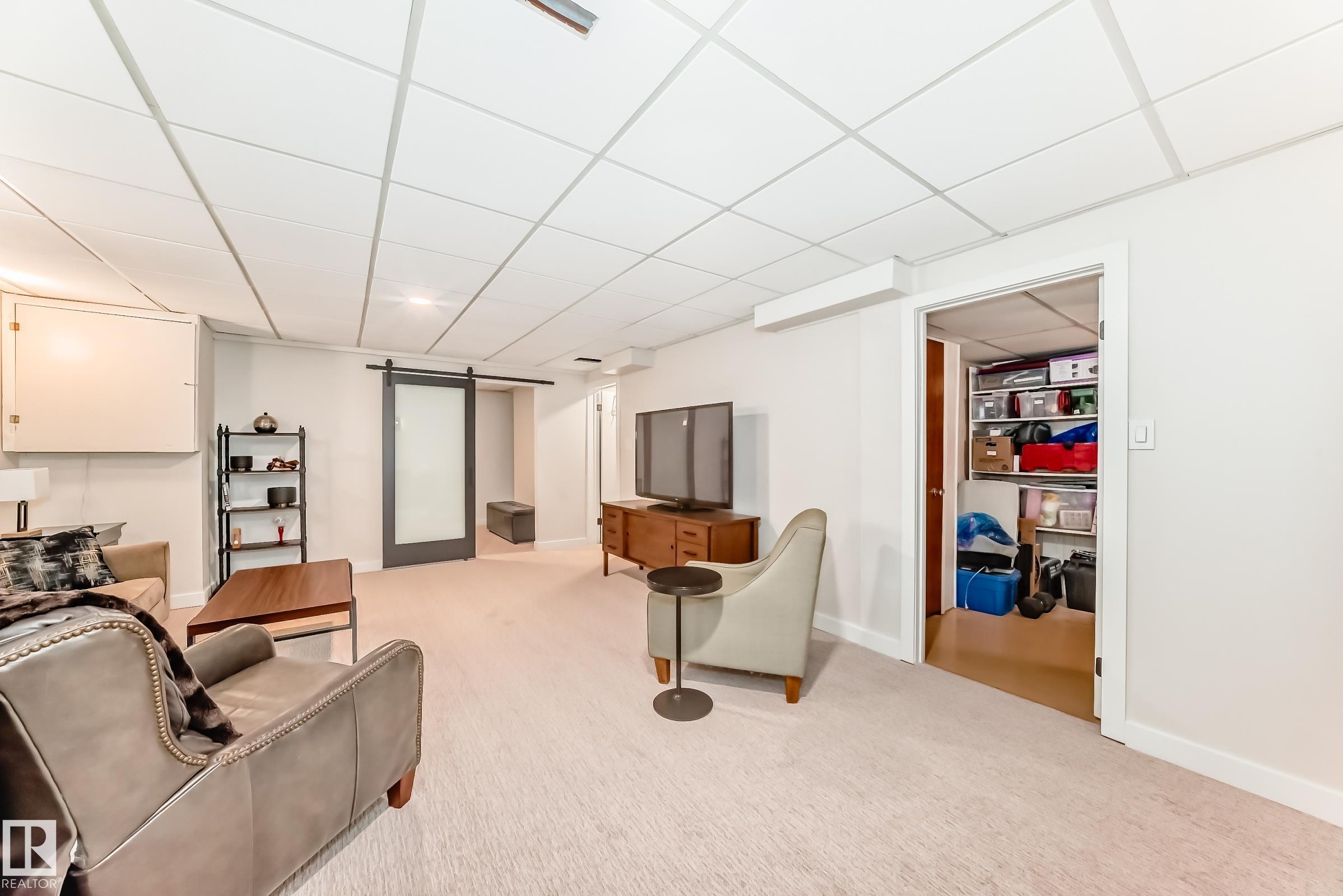 Photo 25 at 10822 11 Avenue NW, Bearspaw, Edmonton