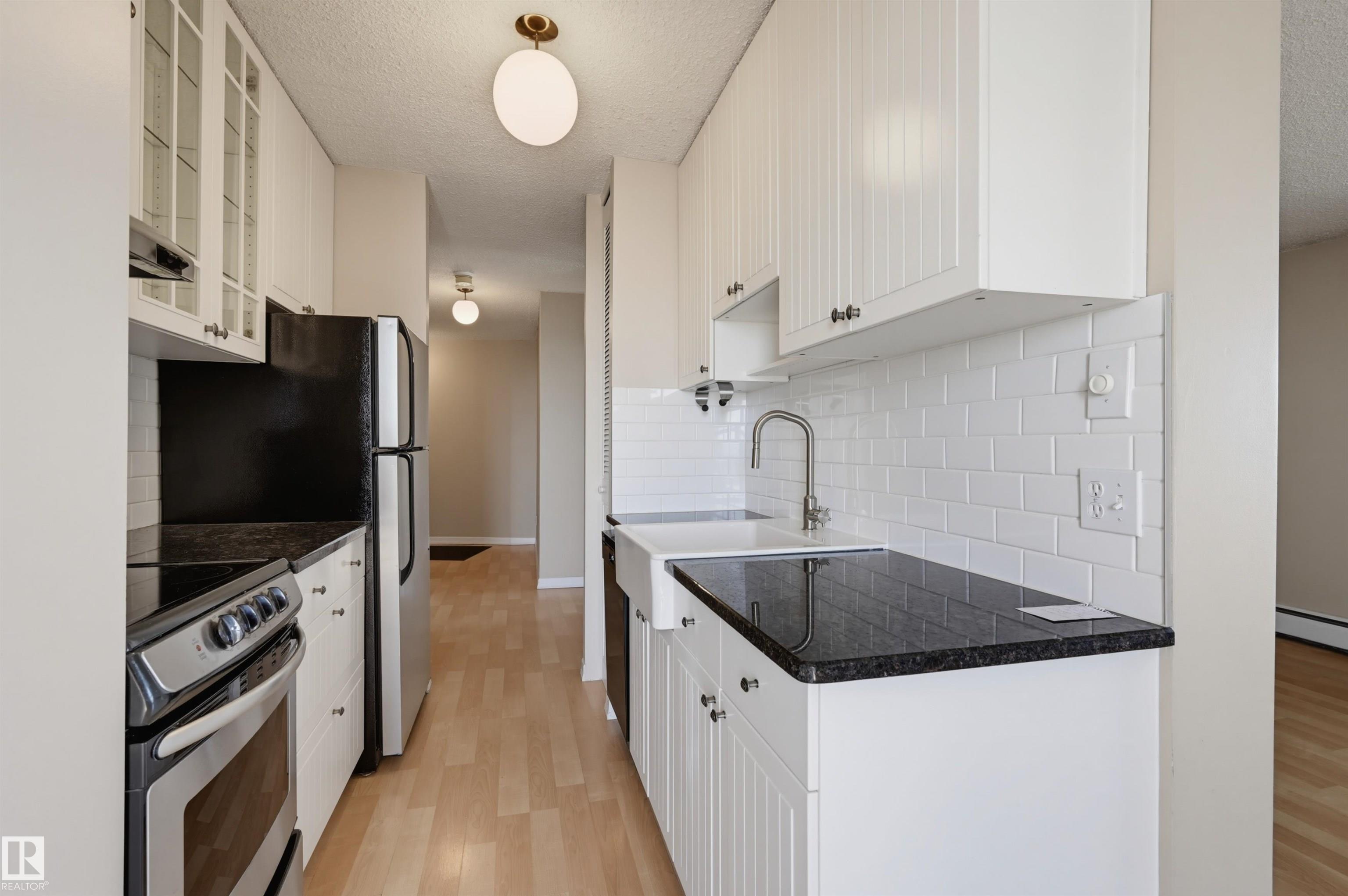 Photo 11 at 2003 - 10883 Saskatchewan Drive NW, Garneau, Edmonton
