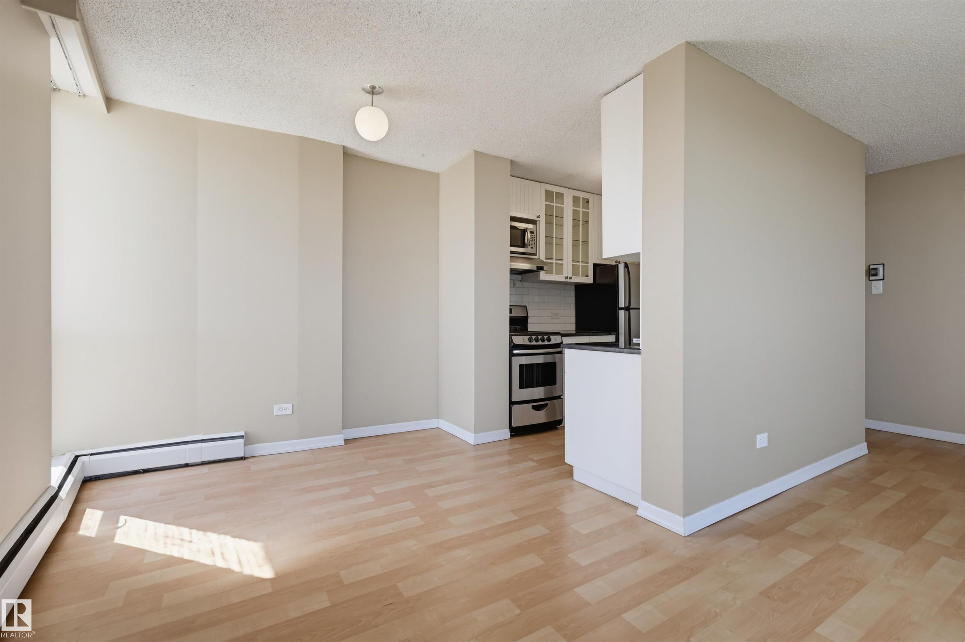 Photo 8 at 2003 - 10883 Saskatchewan Drive NW, Garneau, Edmonton