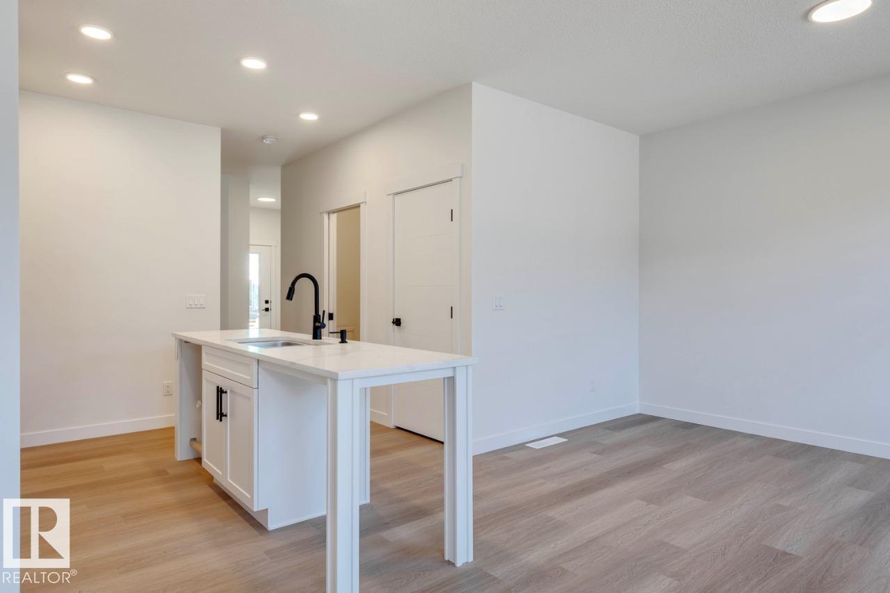 Photo 18 at 9 - 710 Mattson Drive SW, Mattson, Edmonton