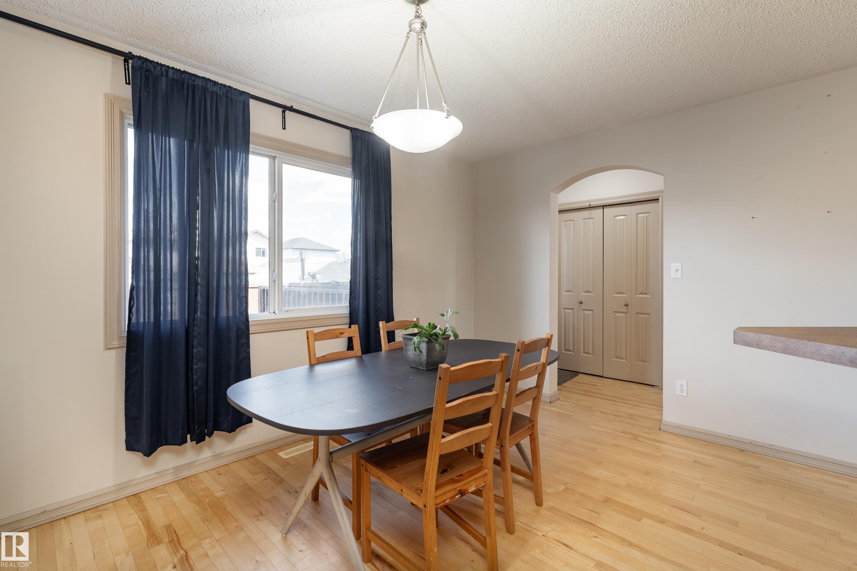 Photo 13 at 14715 141 Street NW, Cumberland, Edmonton