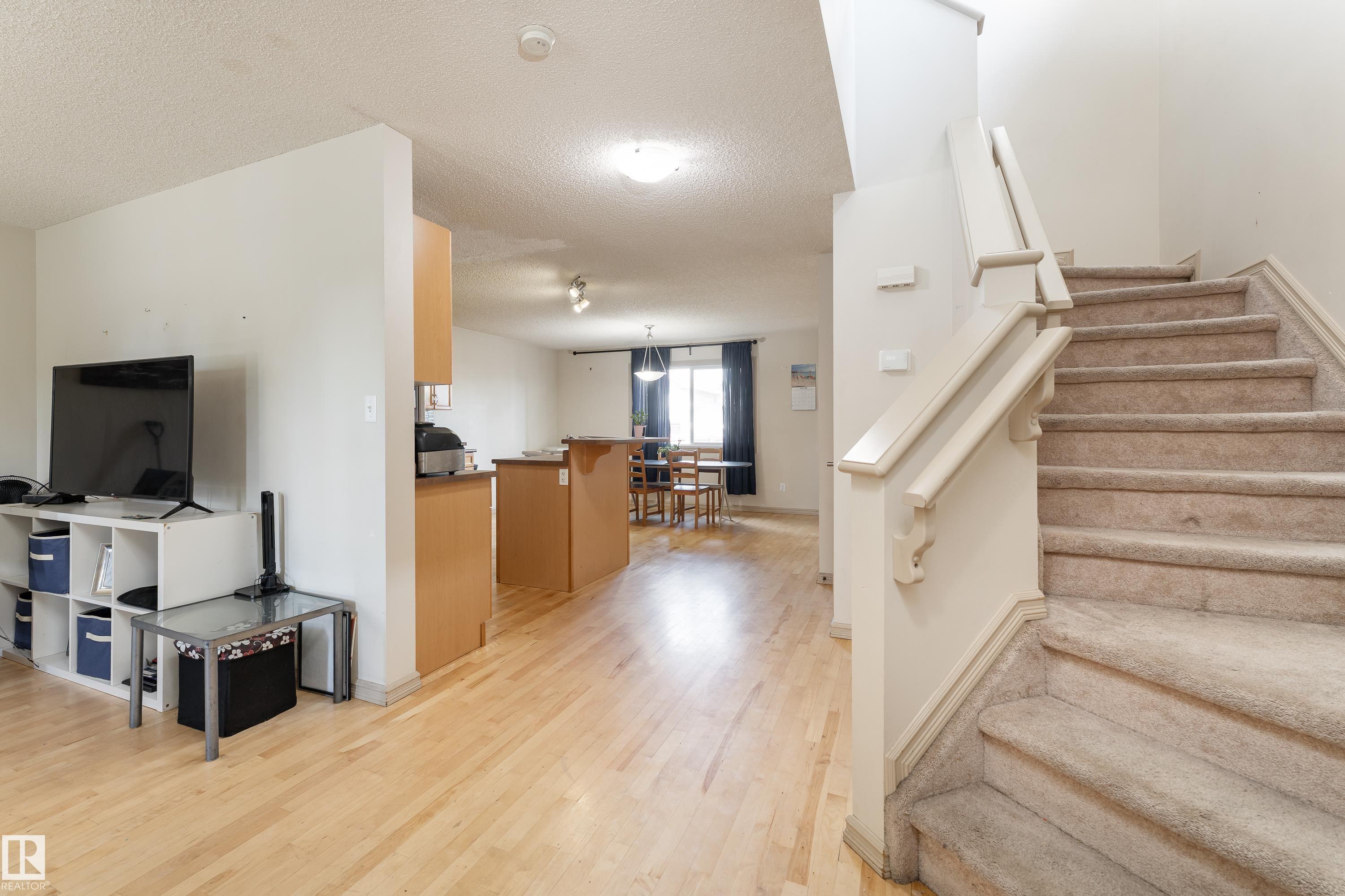 Photo 6 at 14715 141 Street NW, Cumberland, Edmonton