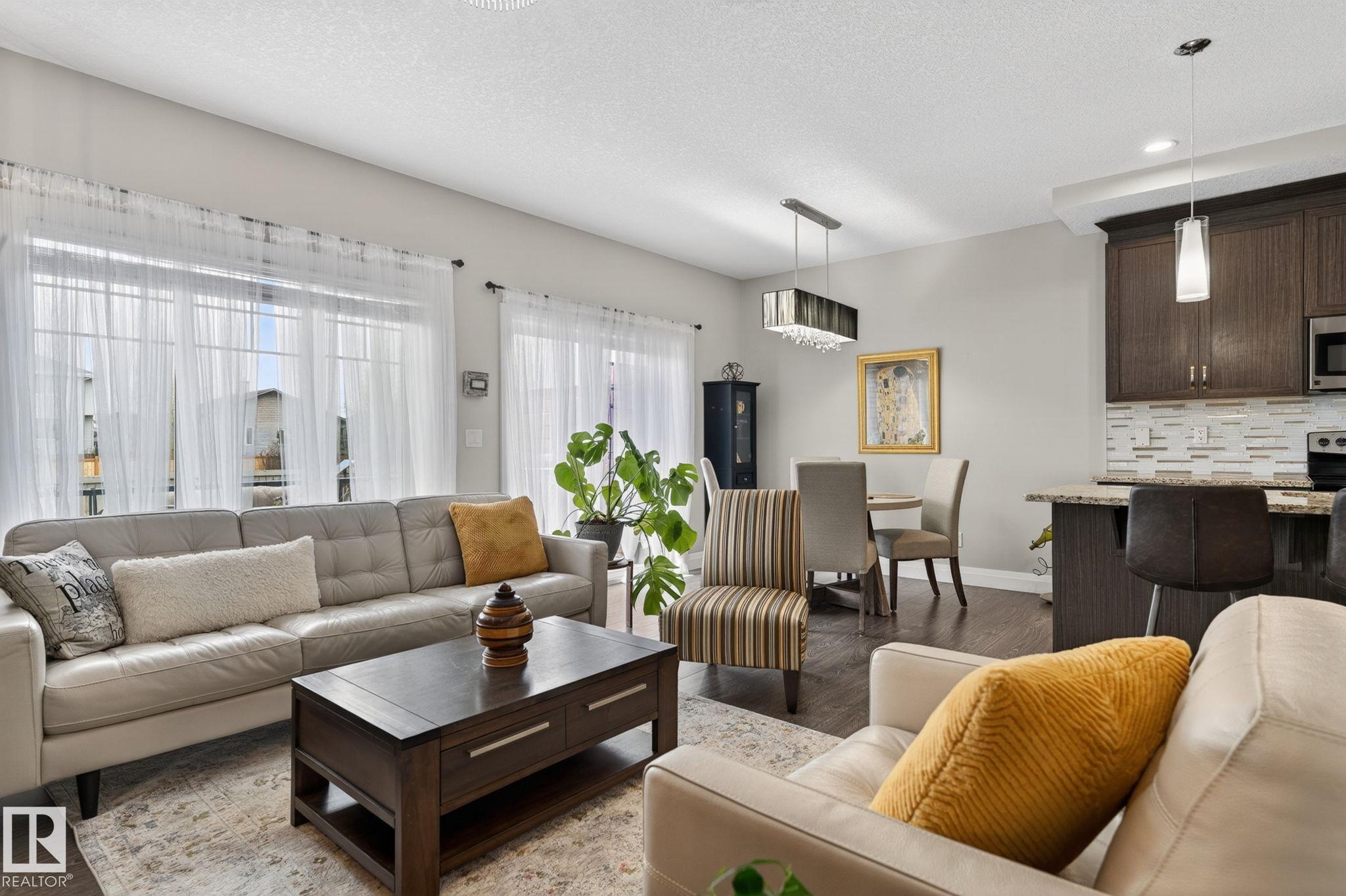 Photo 21 at 83 Sandalwood Place, Suntree, Leduc
