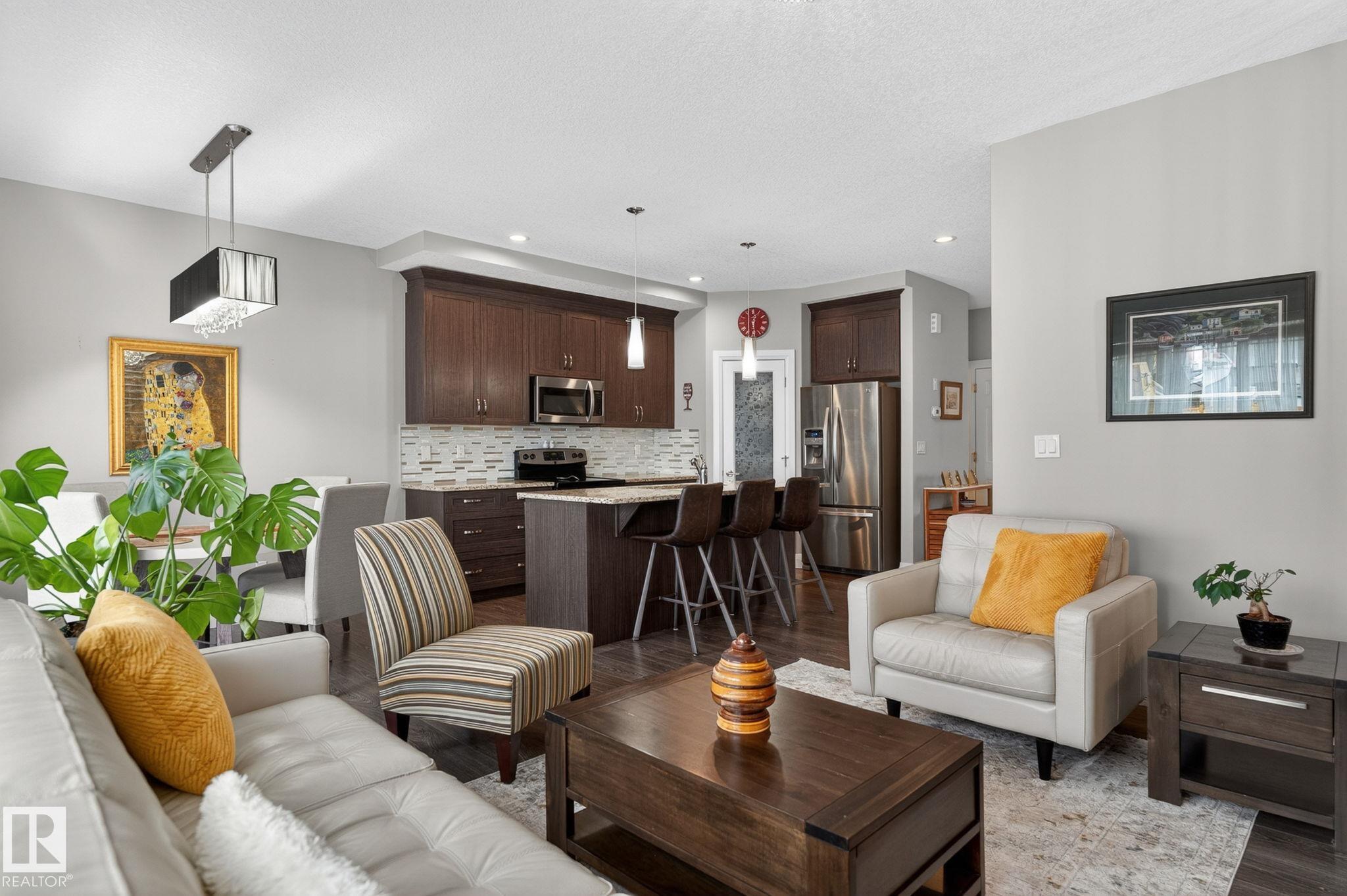 Photo 23 at 83 Sandalwood Place, Suntree, Leduc