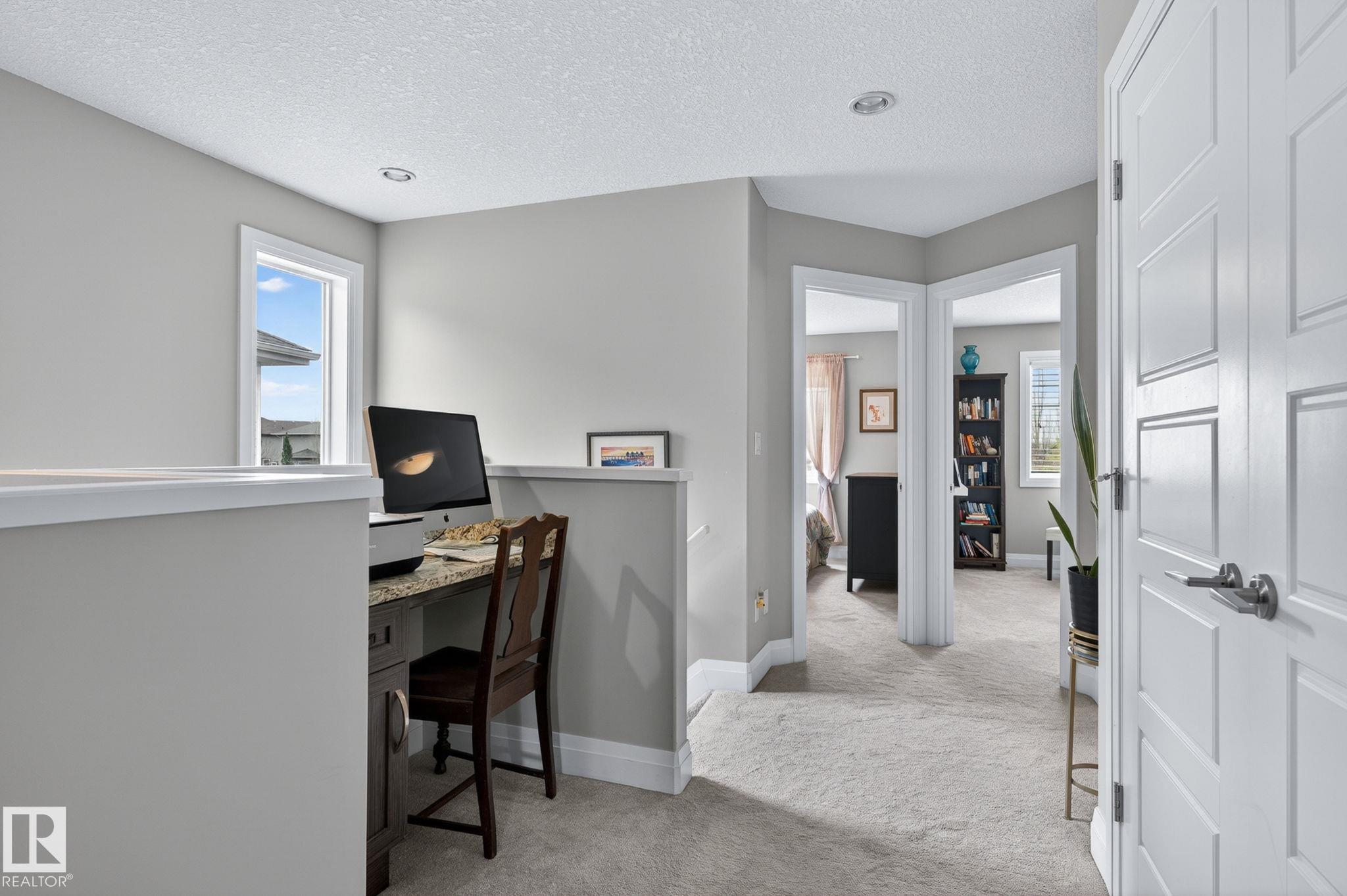 Photo 26 at 83 Sandalwood Place, Suntree, Leduc