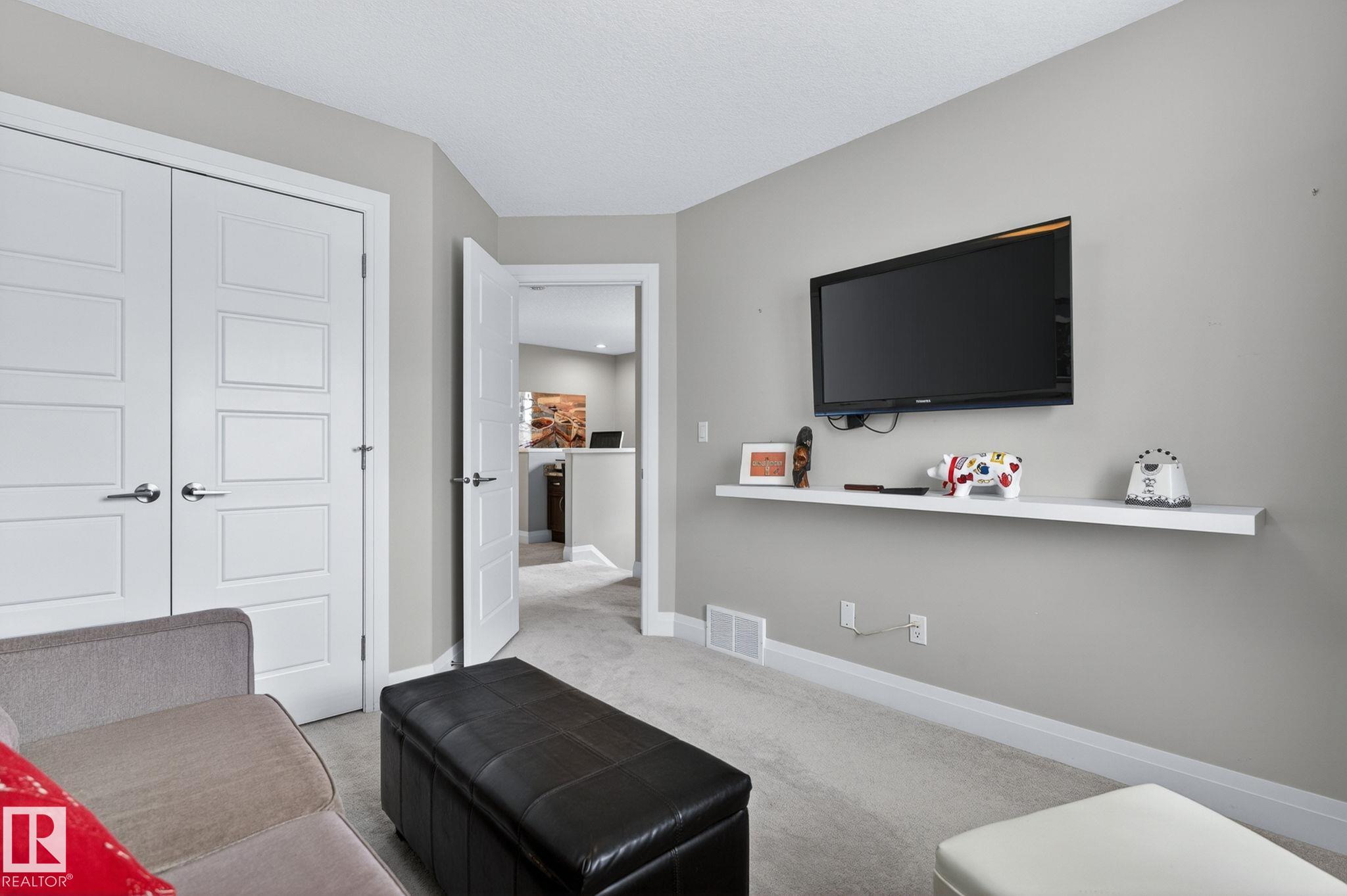 Photo 33 at 83 Sandalwood Place, Suntree, Leduc