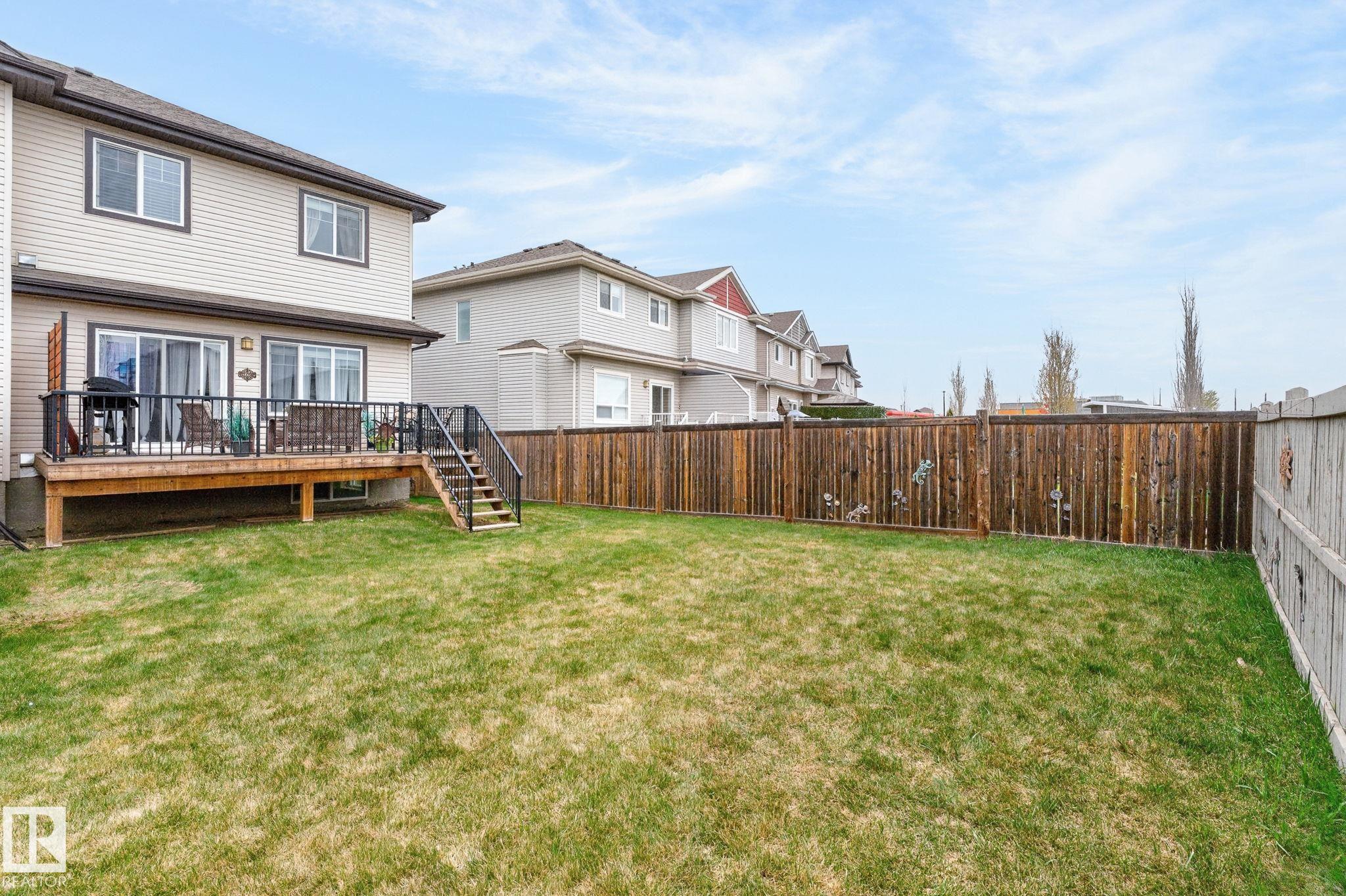 Photo 45 at 83 Sandalwood Place, Suntree, Leduc