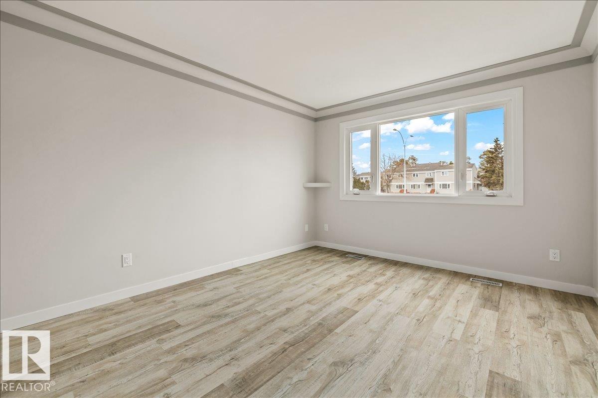 Photo 18 at 12C Castle Terrace NW, Caernarvon, Edmonton