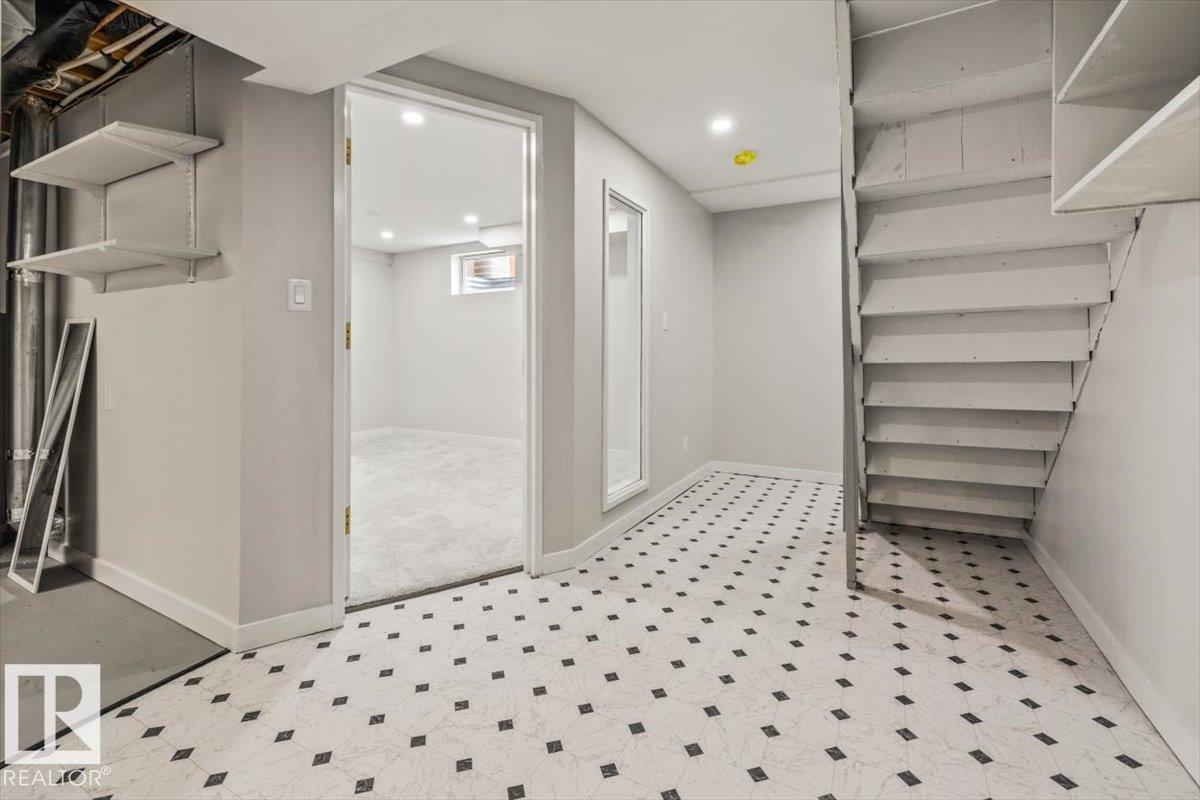 Photo 25 at 12C Castle Terrace NW, Caernarvon, Edmonton