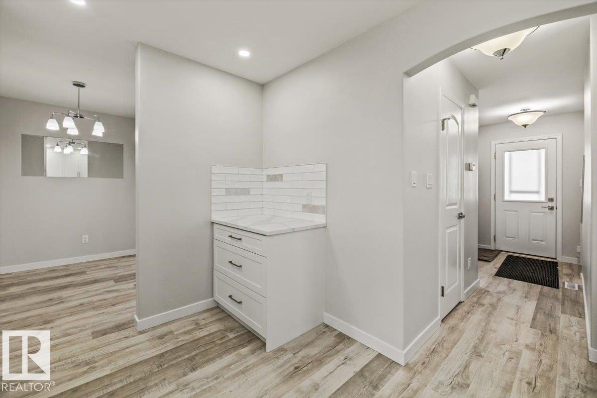 12C Castle Terrace NW, Caernarvon, Edmonton