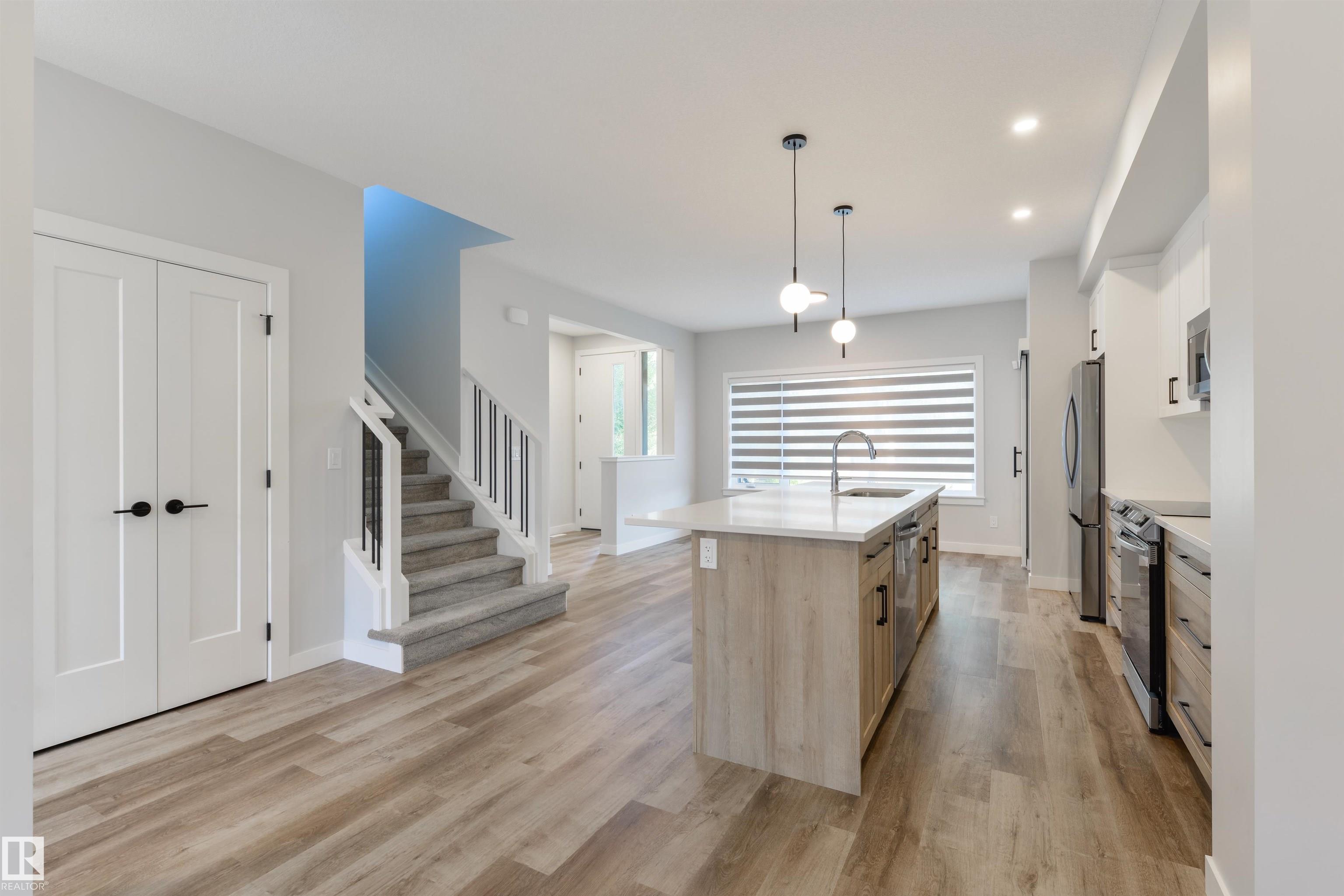 Photo 12 at 8313 76 Avenue NW, Avonmore, Edmonton