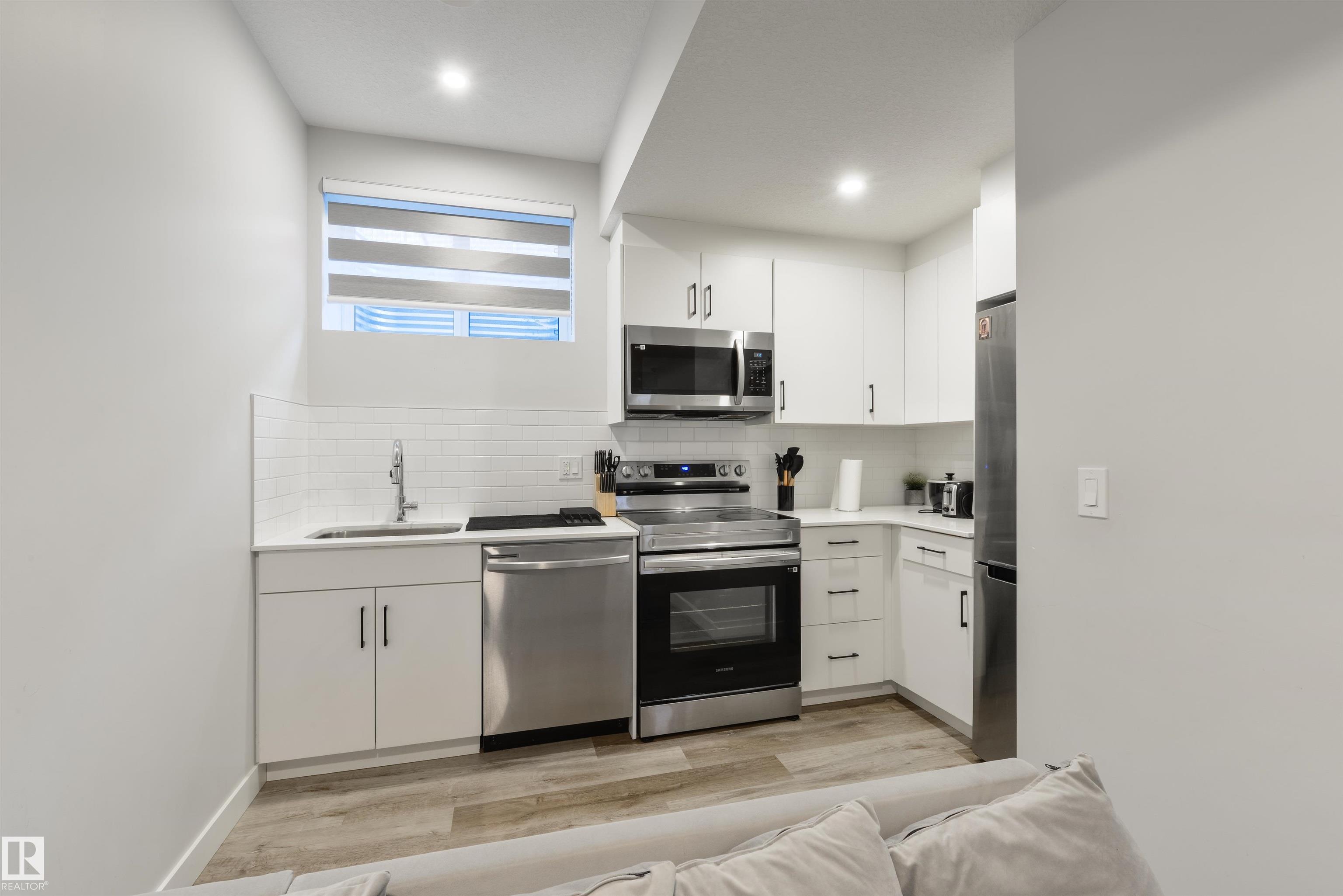 Photo 34 at 8313 76 Avenue NW, Avonmore, Edmonton