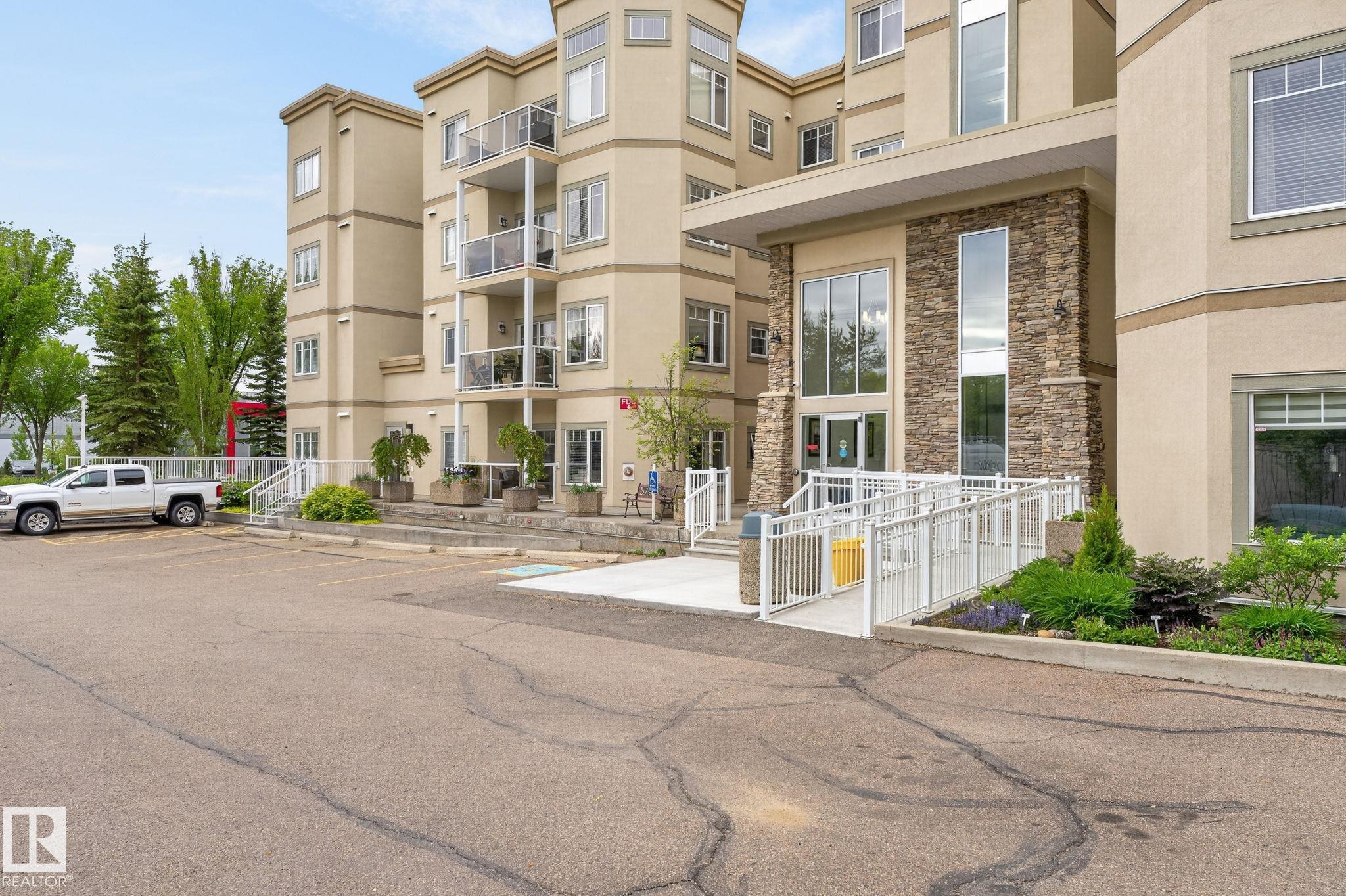 208 - 5 Gate Avenue, Grandin, St. Albert