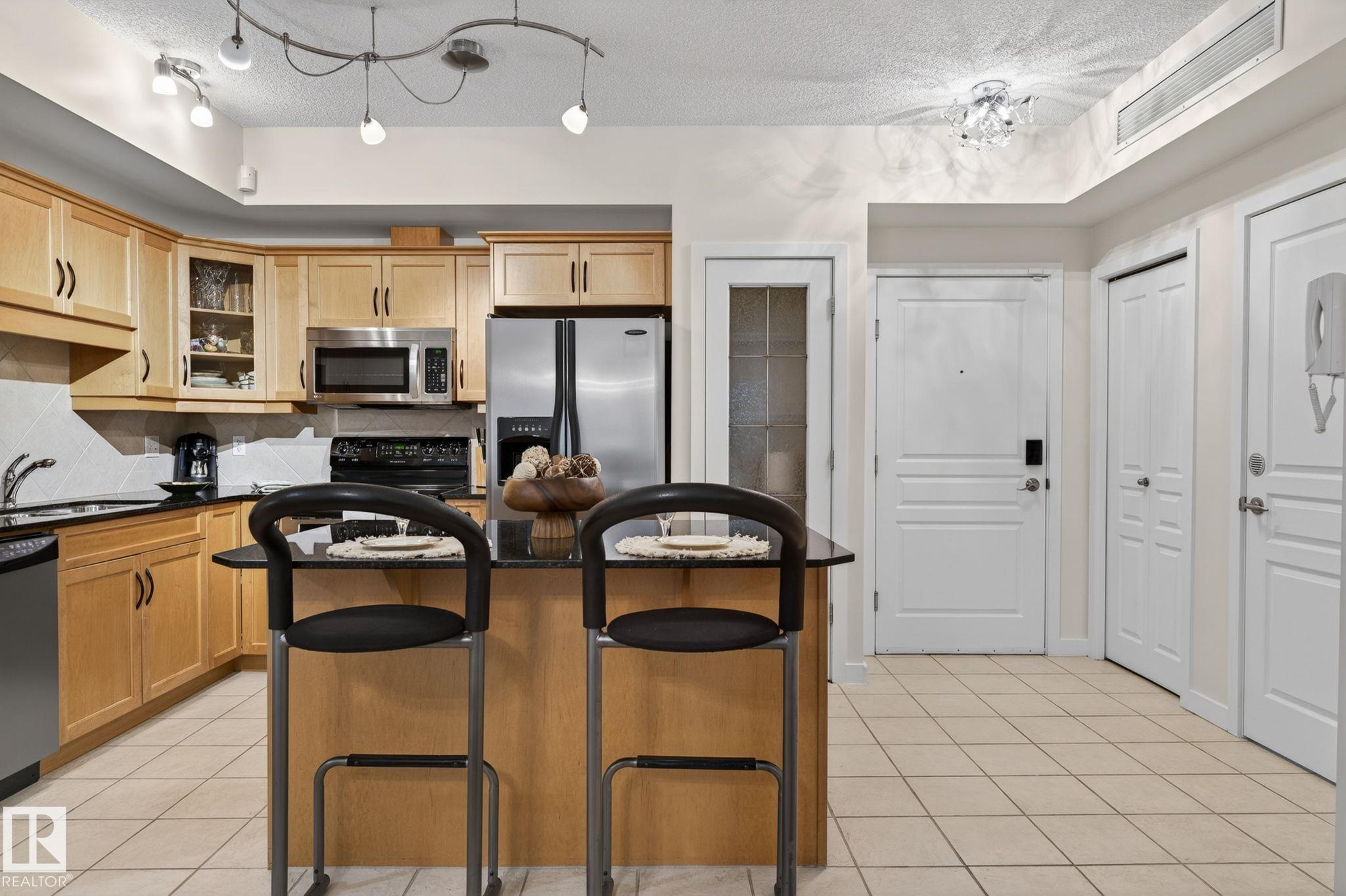 208 - 5 Gate Avenue, Grandin, St. Albert