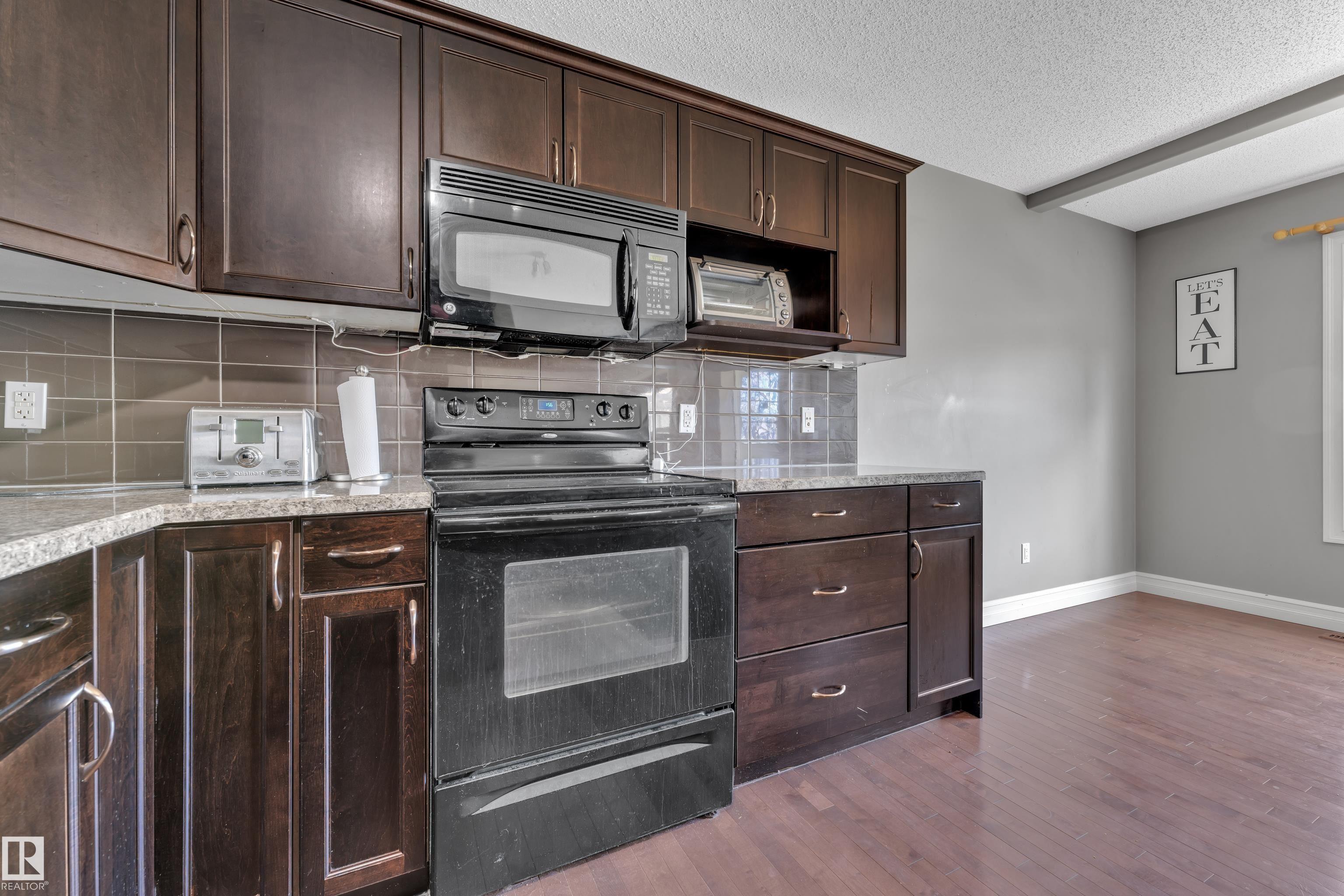 Photo 12 at 6116 11 Avenue SW, Walker, Edmonton