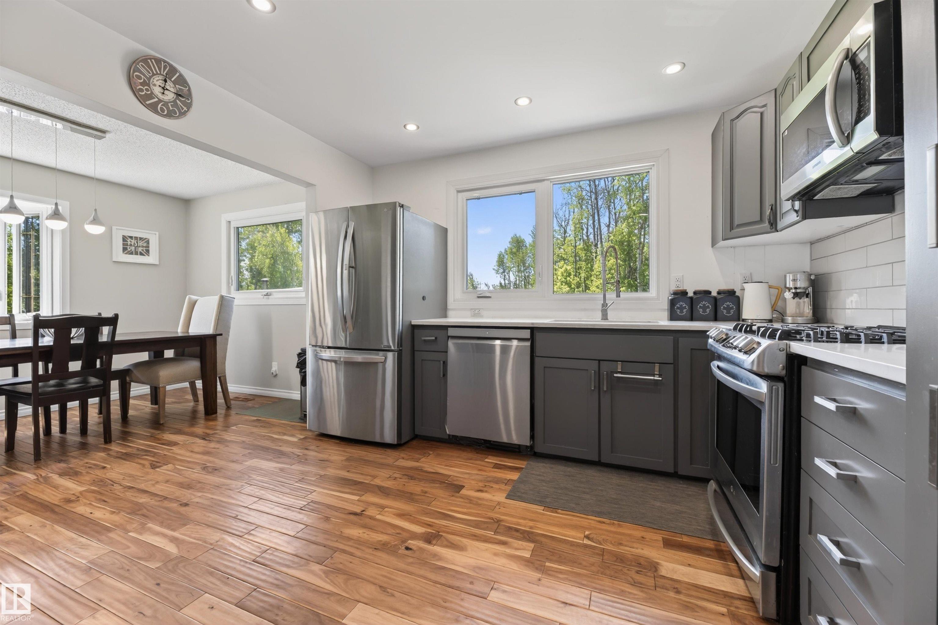 Photo 13 at 448 - 22559 Wye Road, Bailey's Subdivision, Rural Strathcona County