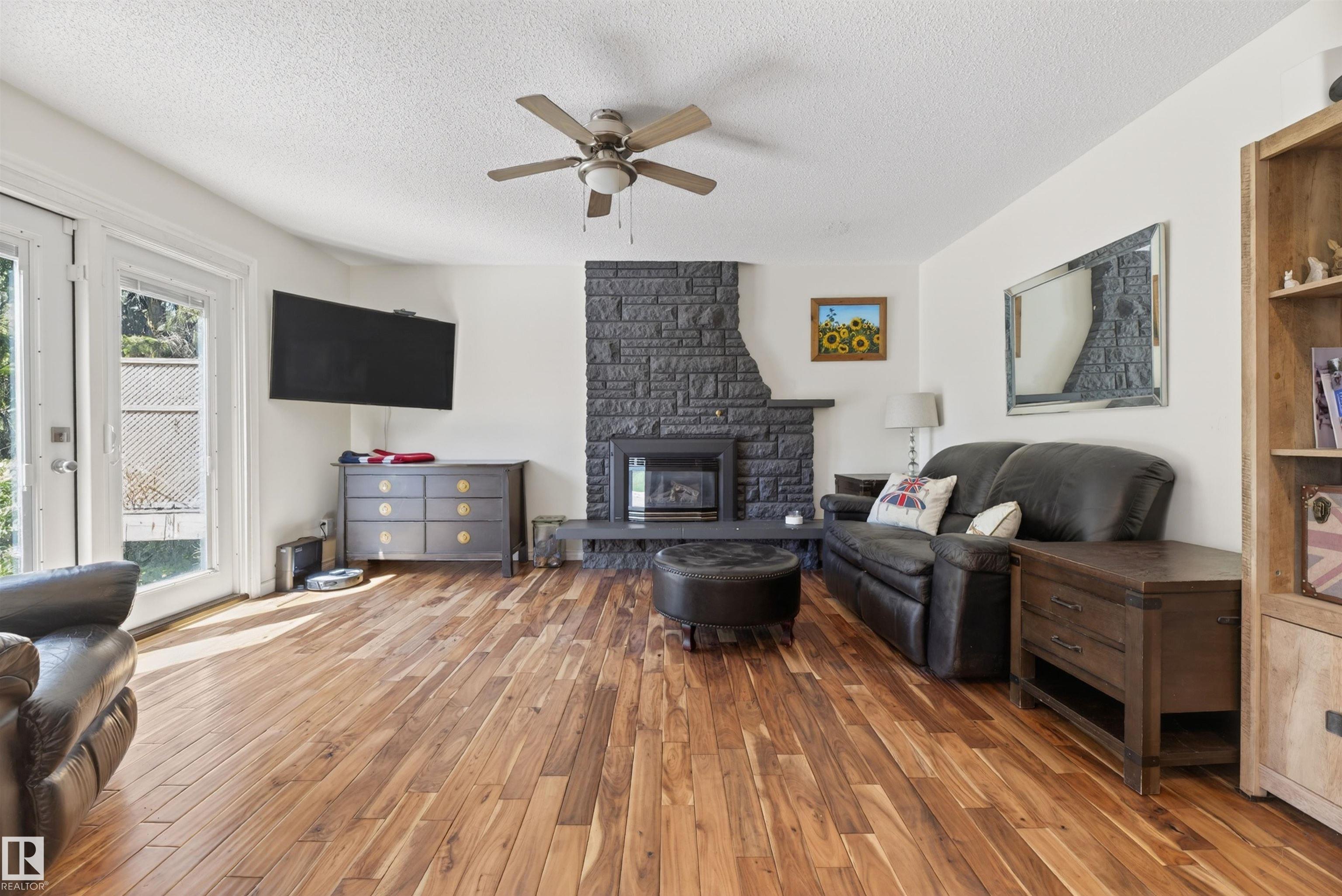 Photo 16 at 448 - 22559 Wye Road, Bailey's Subdivision, Rural Strathcona County