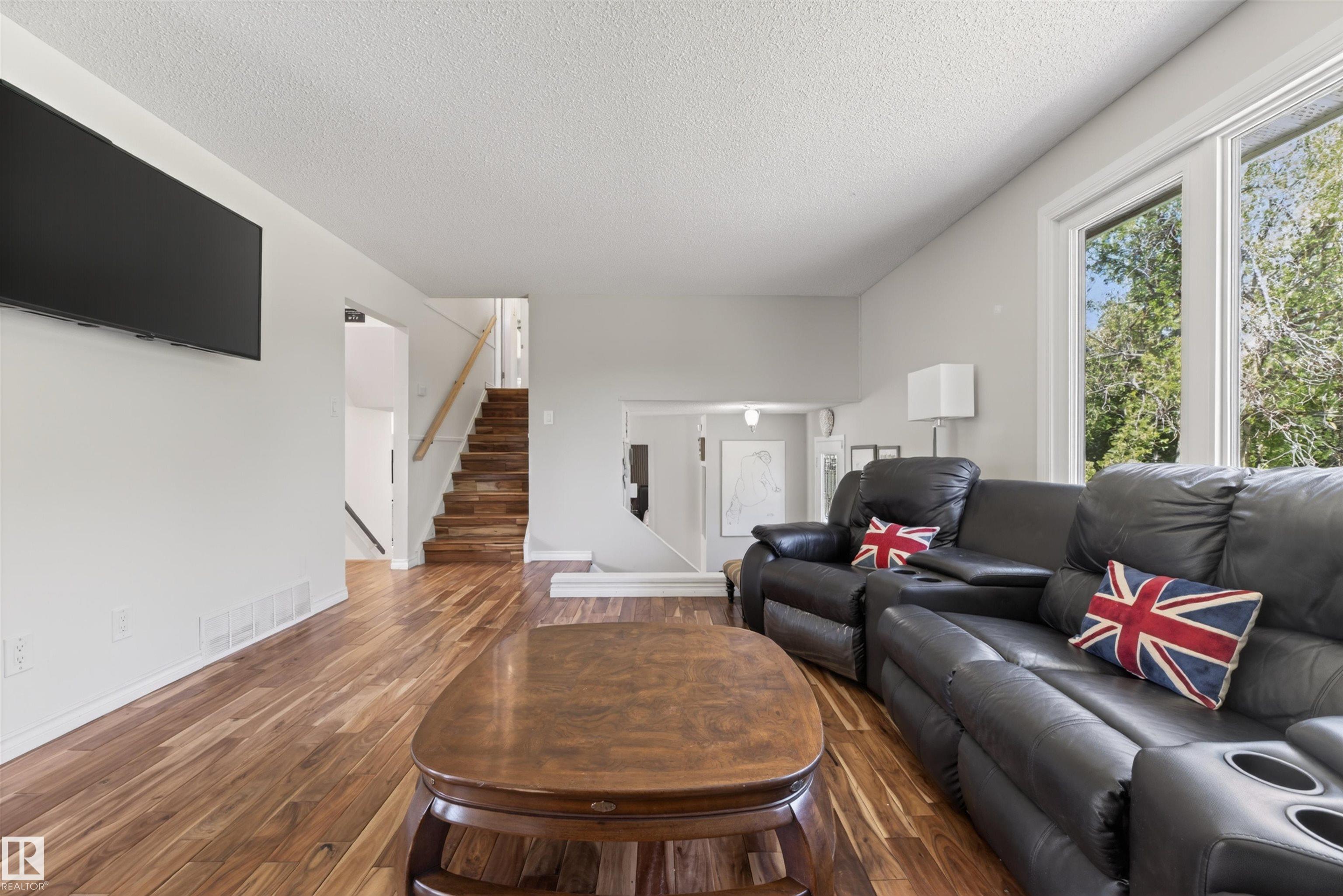 Photo 8 at 448 - 22559 Wye Road, Bailey's Subdivision, Rural Strathcona County
