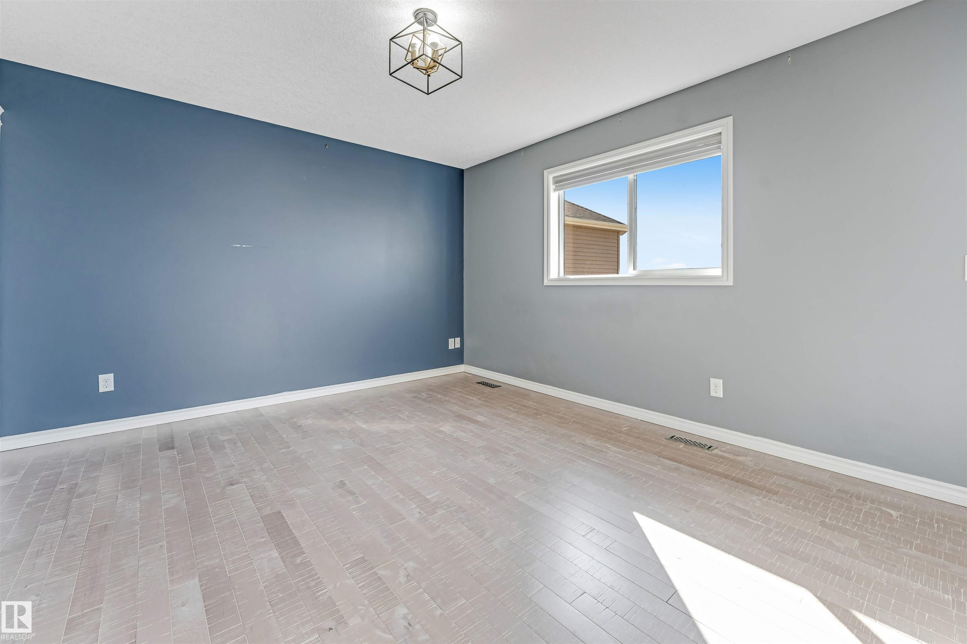 Photo 20 at 5928 12 Avenue SW, Walker, Edmonton