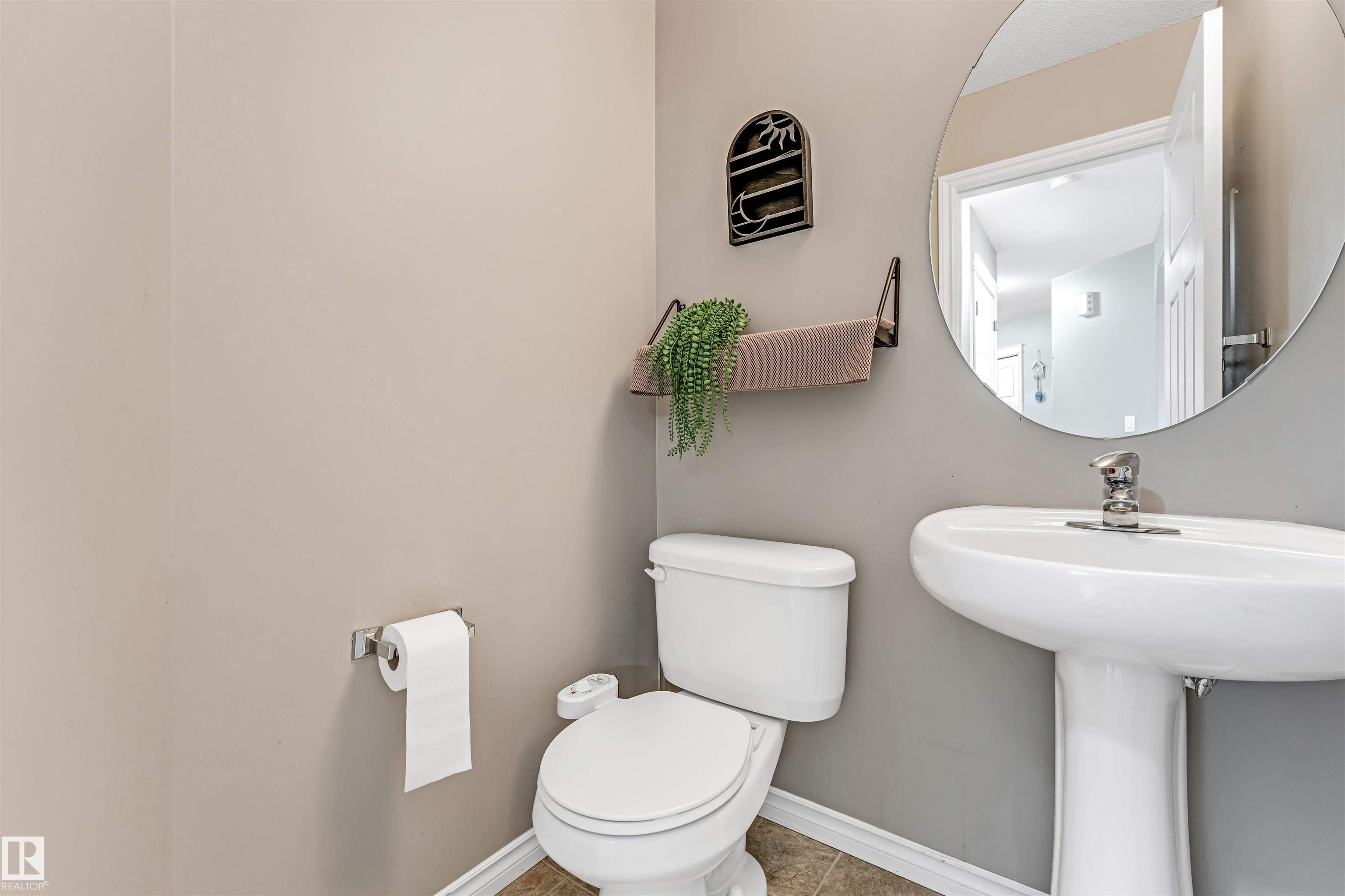 Photo 28 at 5928 12 Avenue SW, Walker, Edmonton