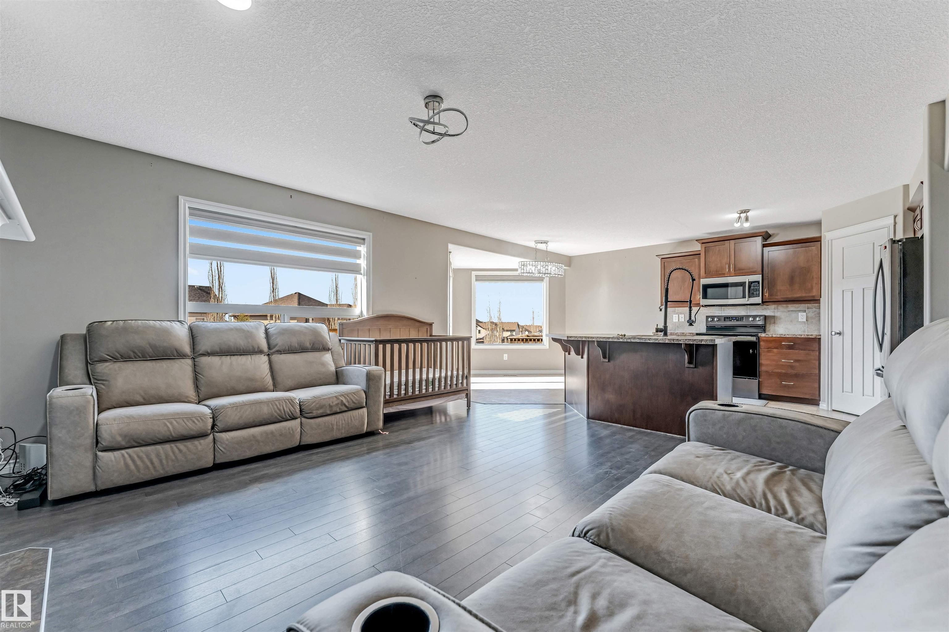 Photo 39 at 5928 12 Avenue SW, Walker, Edmonton