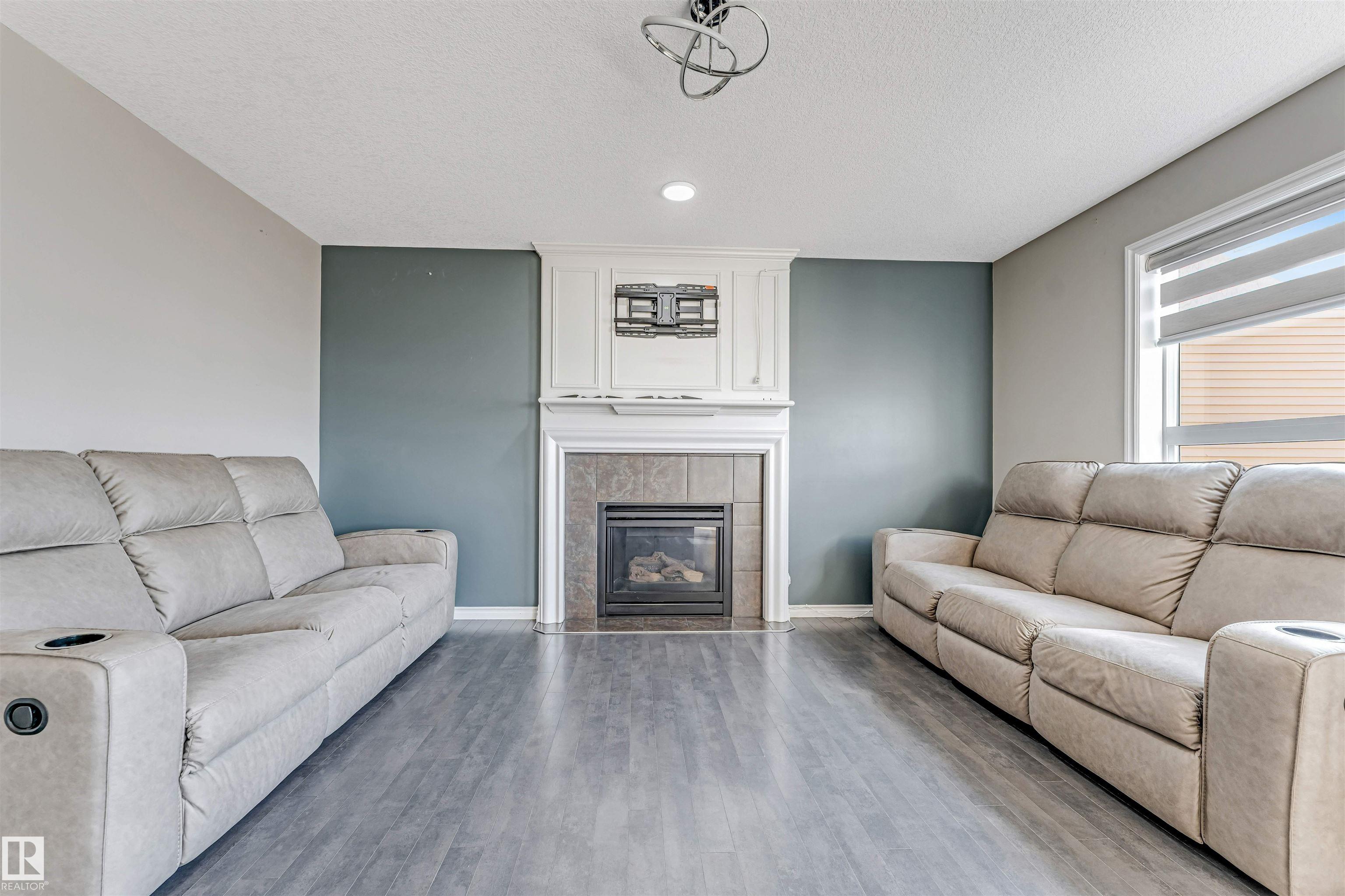 Photo 40 at 5928 12 Avenue SW, Walker, Edmonton