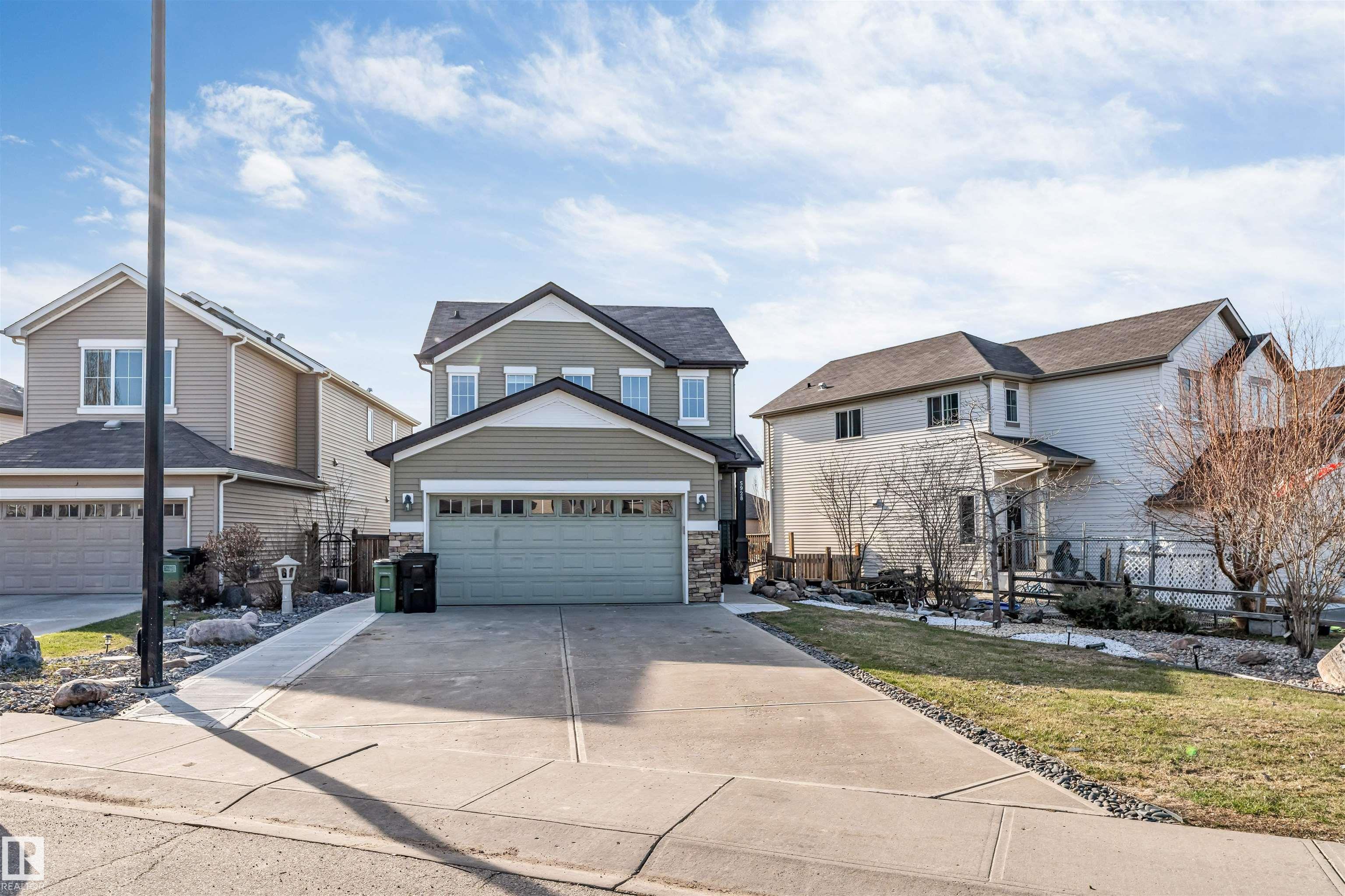 Photo 47 at 5928 12 Avenue SW, Walker, Edmonton