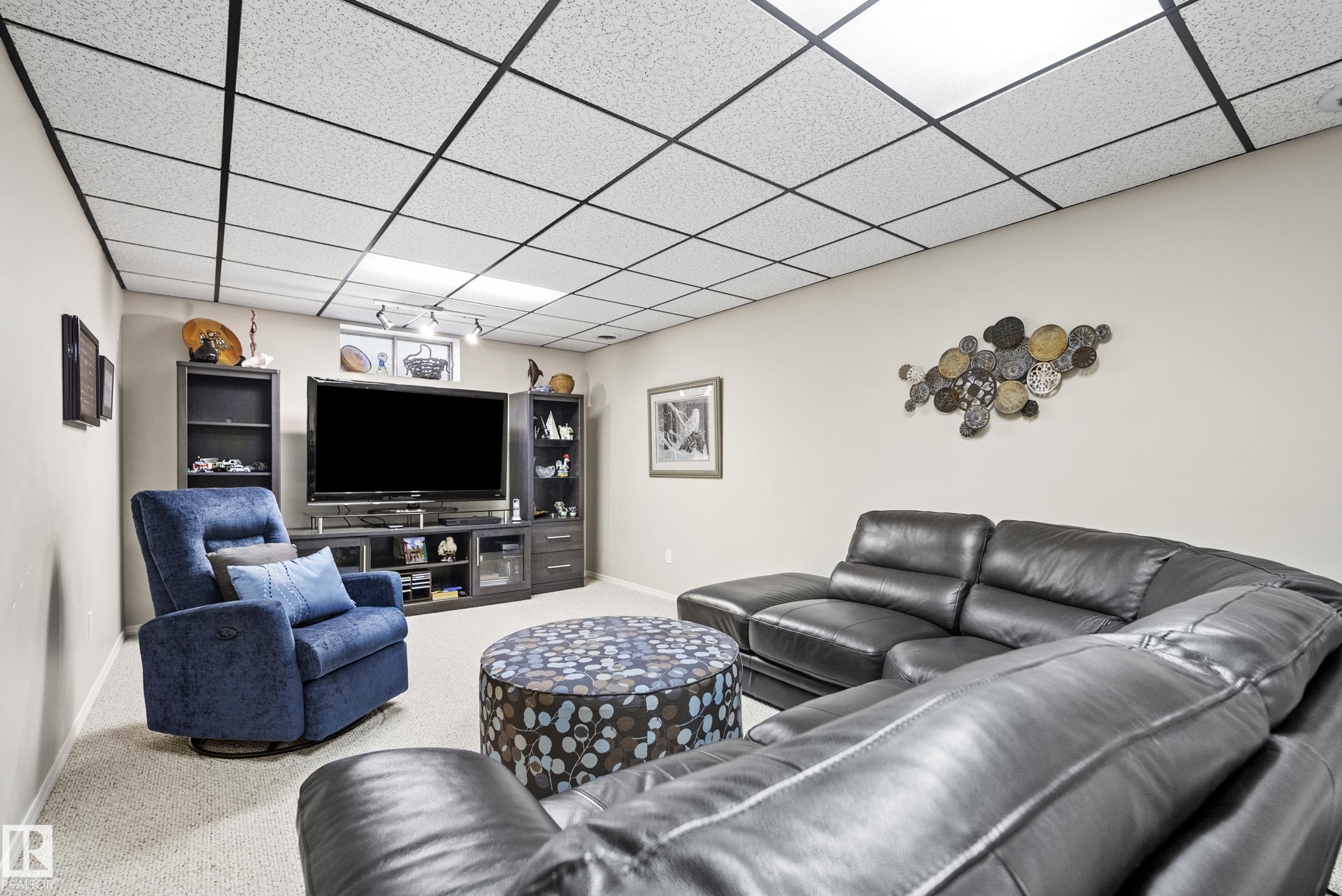 Photo 24 at 3208 70 Street NW, Kameyosek, Edmonton