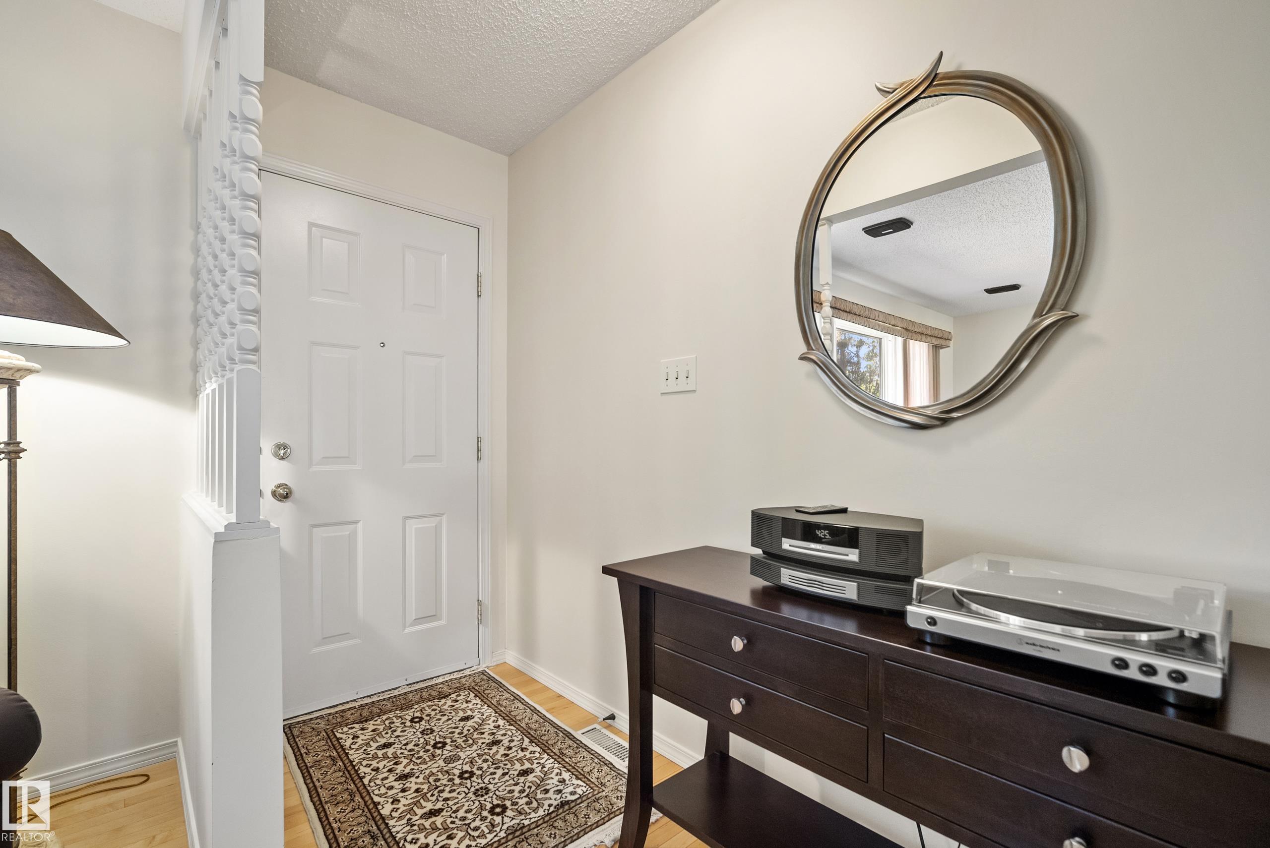 3208 70 Street NW, Kameyosek, Edmonton