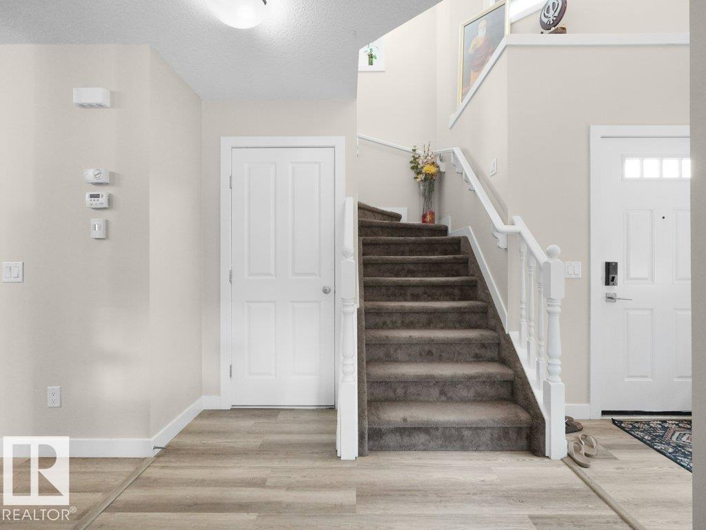 Photo 17 at 3756 8 Street NW, Maple Crest, Edmonton