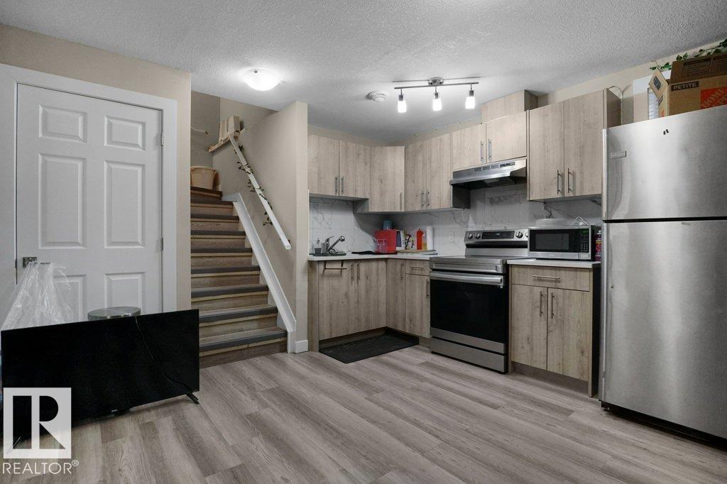 Photo 36 at 3756 8 Street NW, Maple Crest, Edmonton