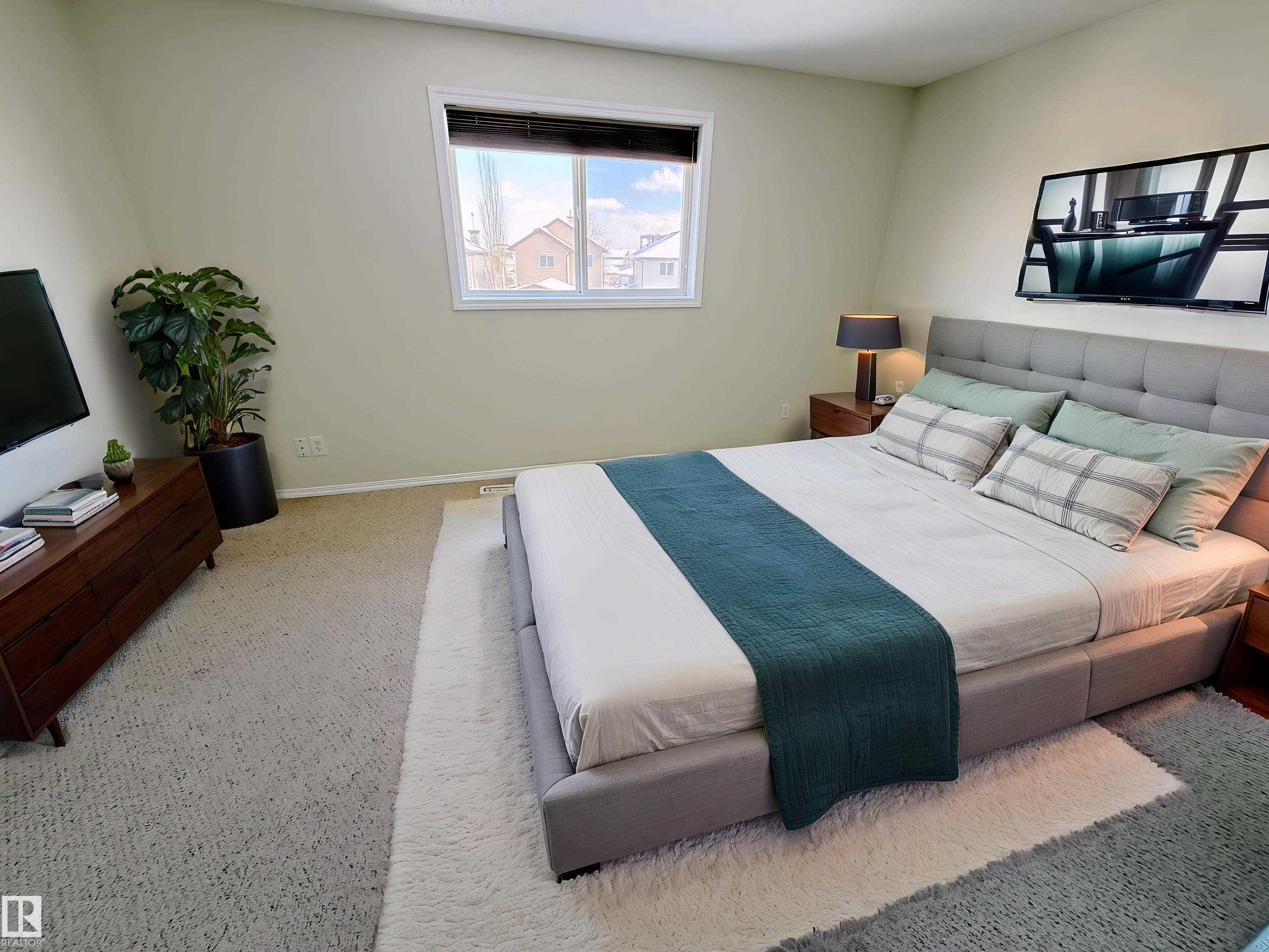 Photo 20 at 14005 158a Avenue NW, Carlton, Edmonton