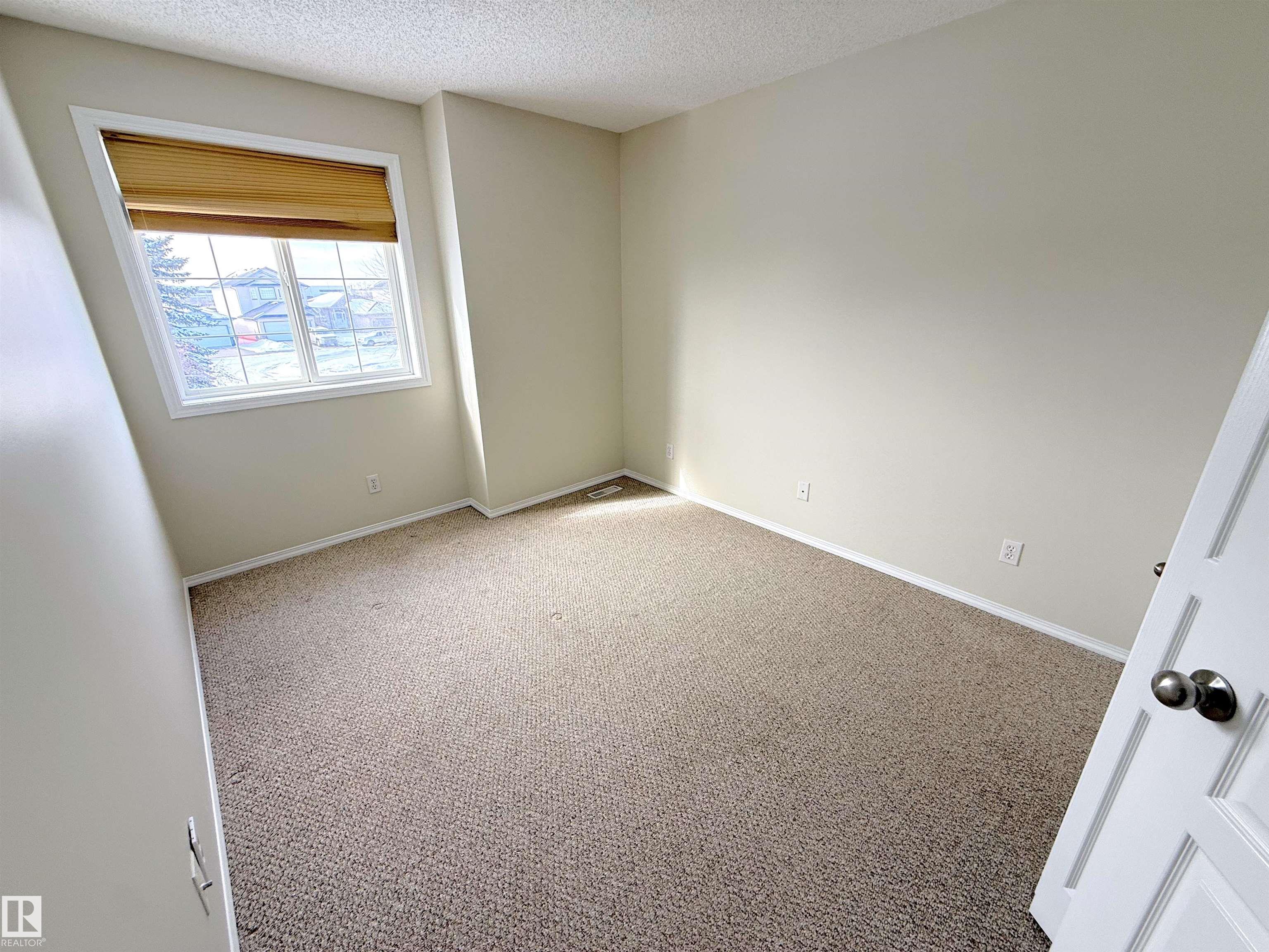 Photo 26 at 14005 158a Avenue NW, Carlton, Edmonton