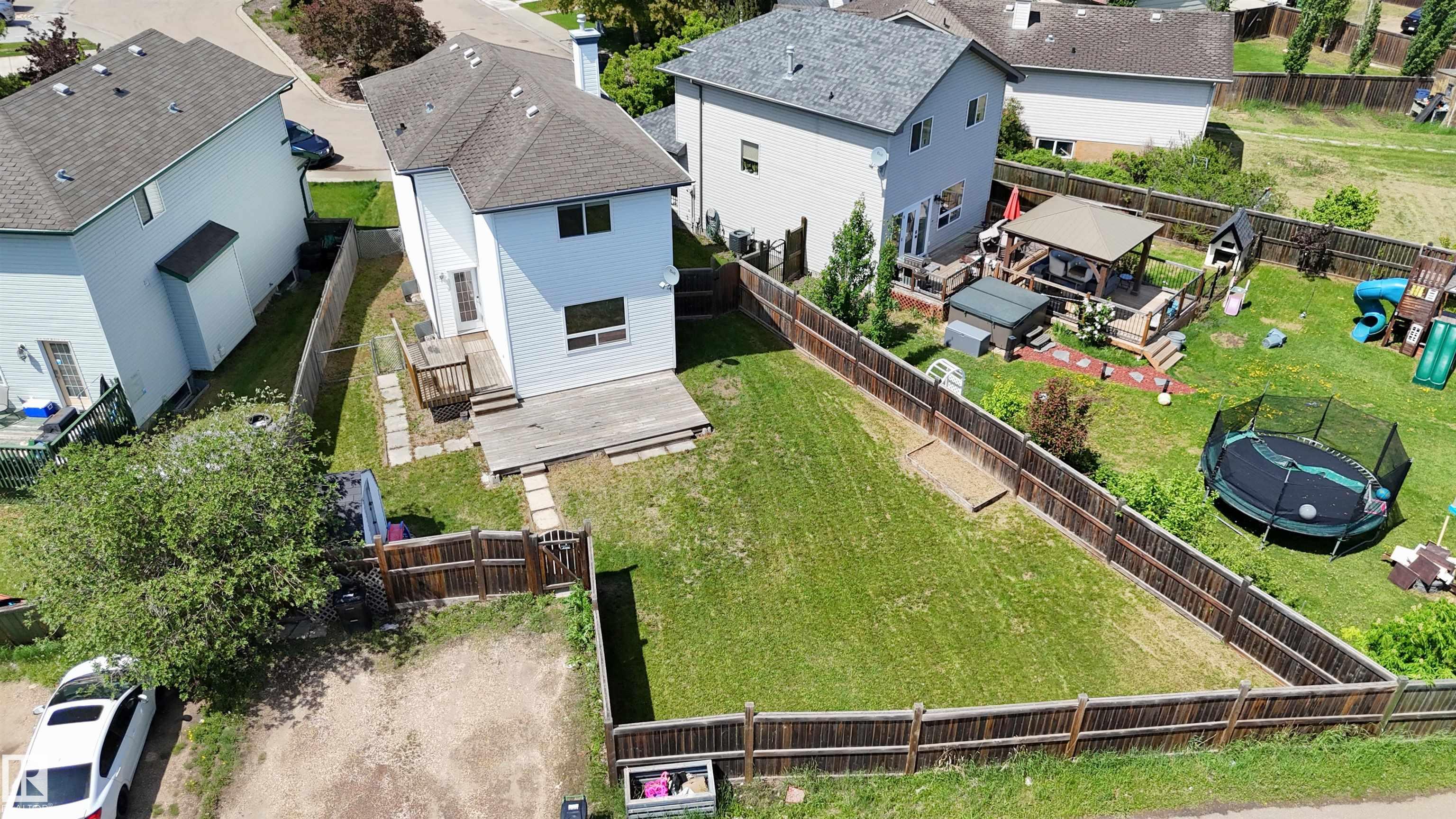 Photo 38 at 14005 158a Avenue NW, Carlton, Edmonton