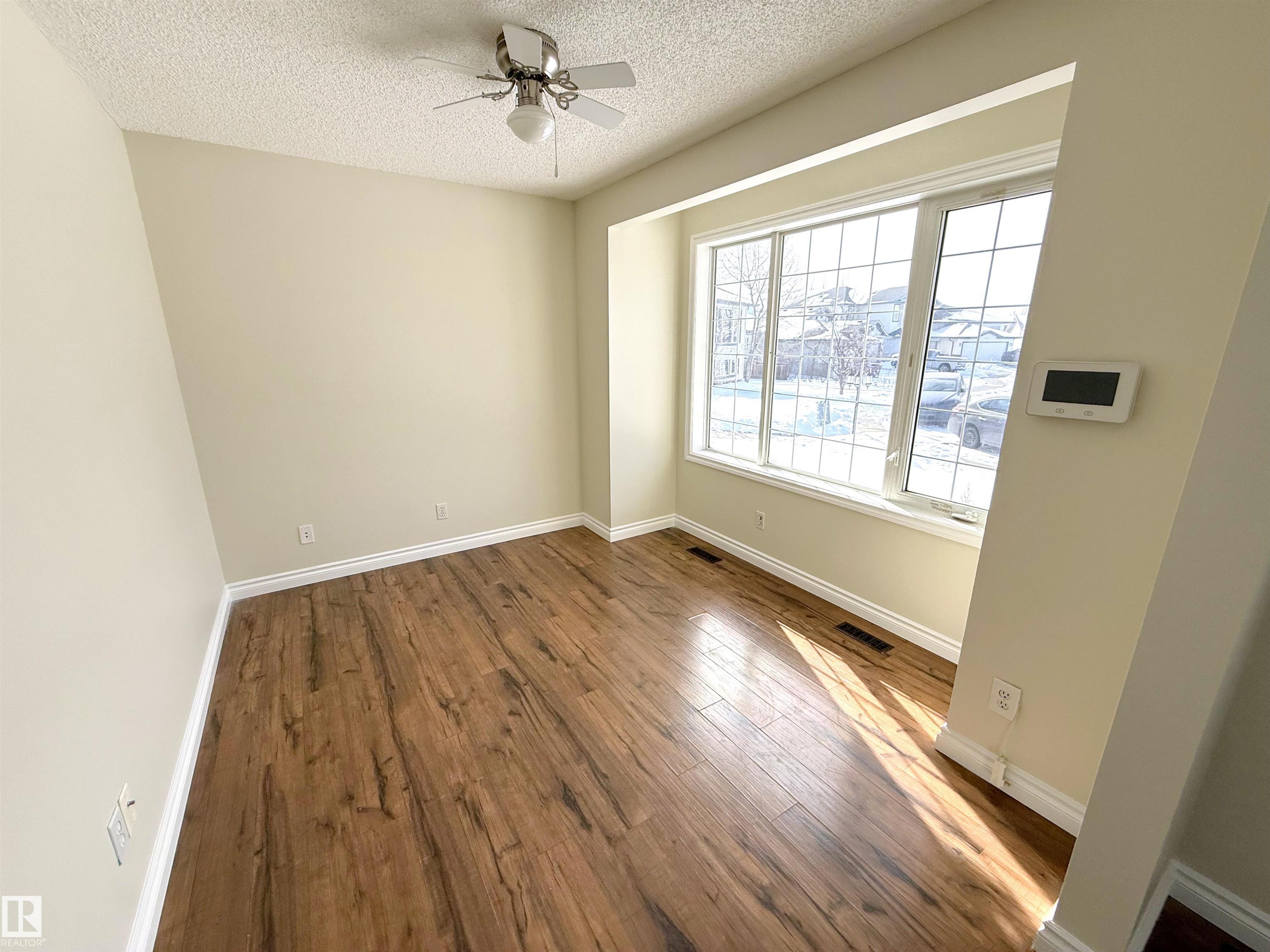 Photo 8 at 14005 158a Avenue NW, Carlton, Edmonton
