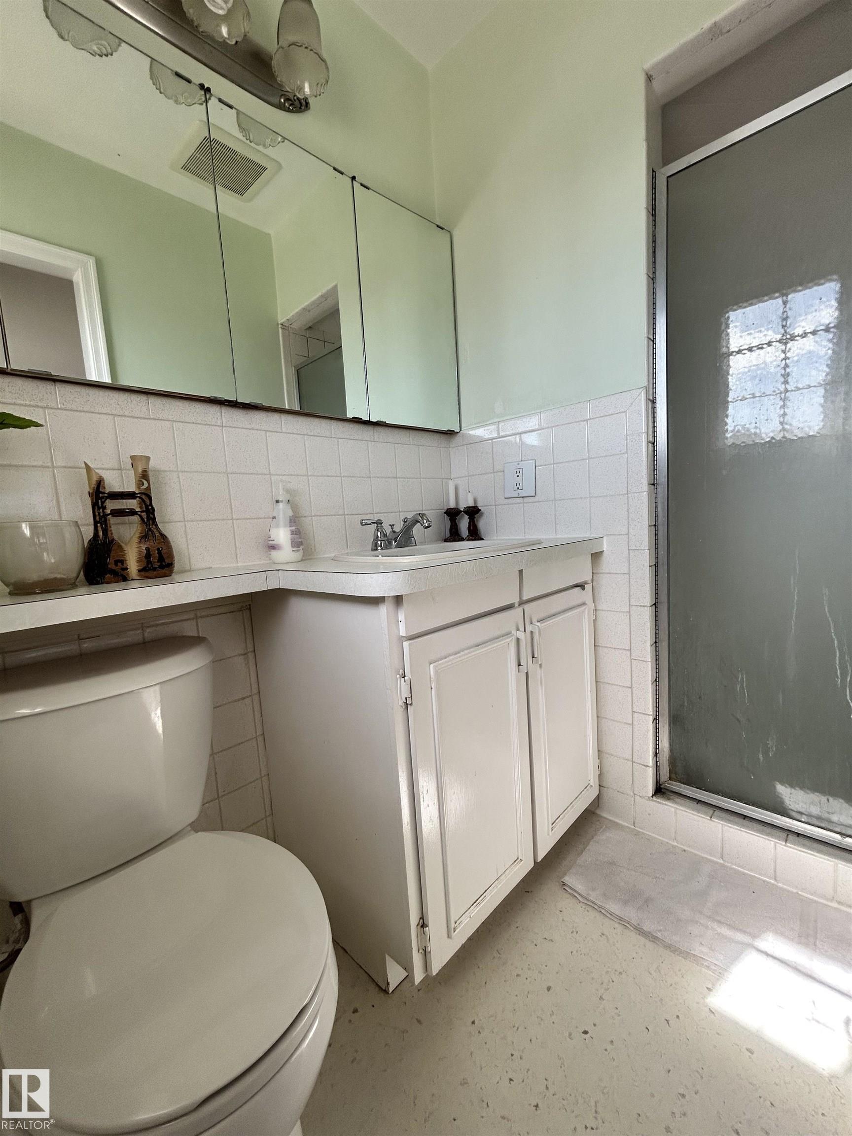 Photo 11 at 13112 63 Avenue NW, Grandview Heights, Edmonton