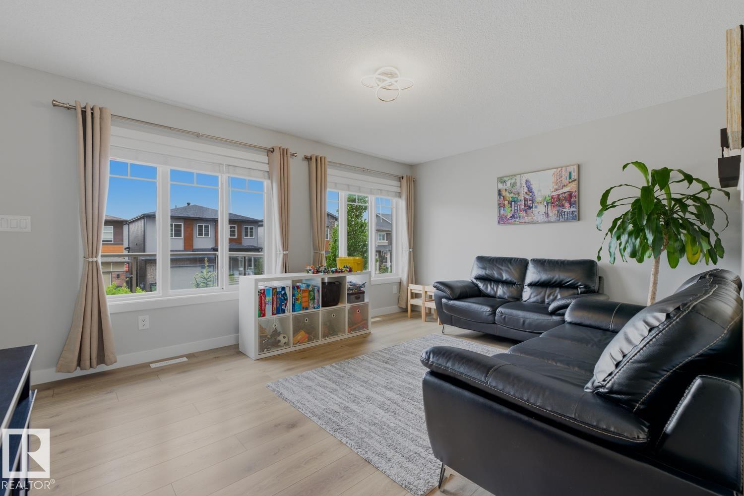 Photo 14 at 19730 26a Avenue NW SW, Riverview Area, Edmonton