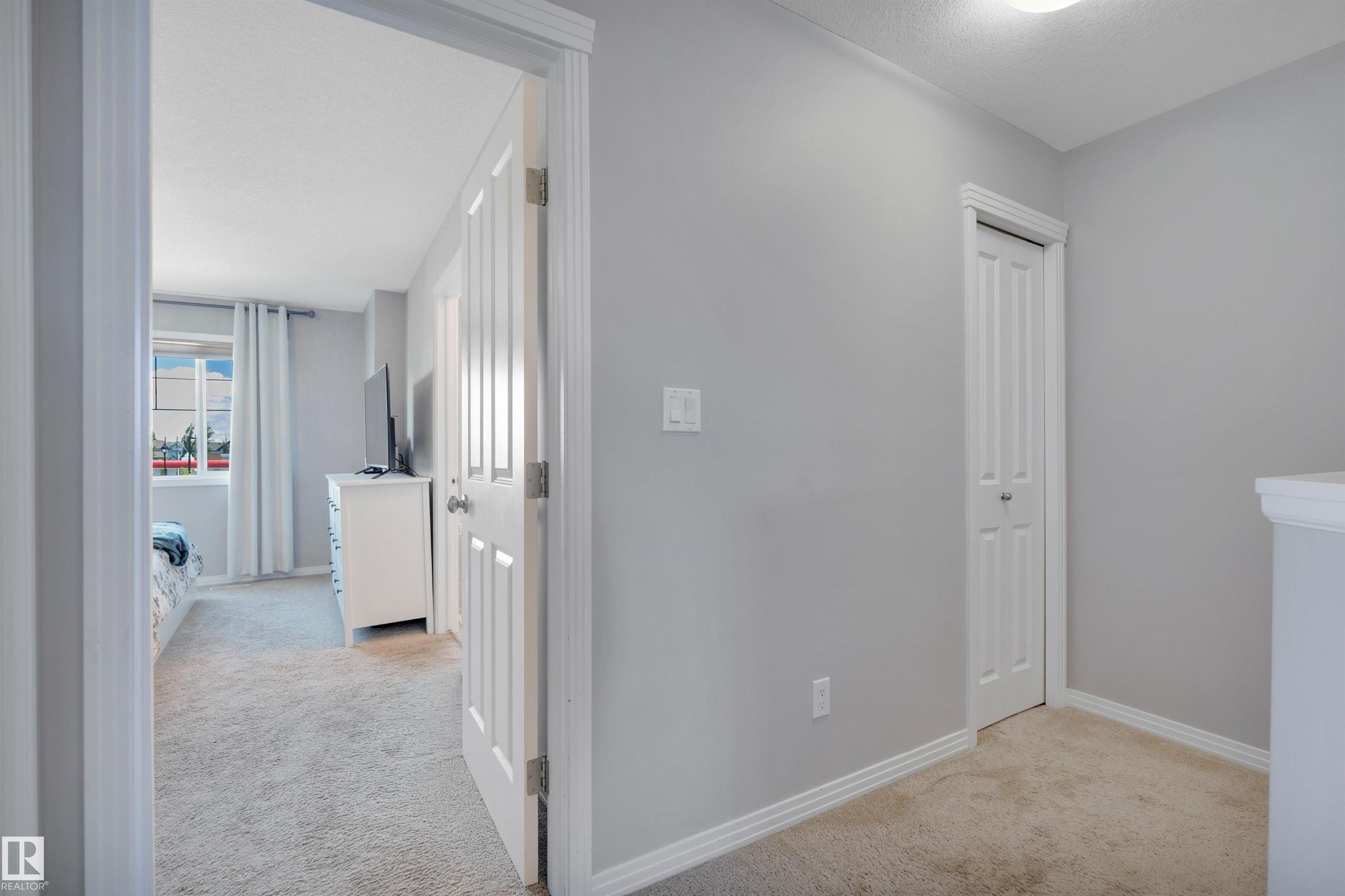 Photo 23 at 86 Sandalwood Place, Suntree, Leduc