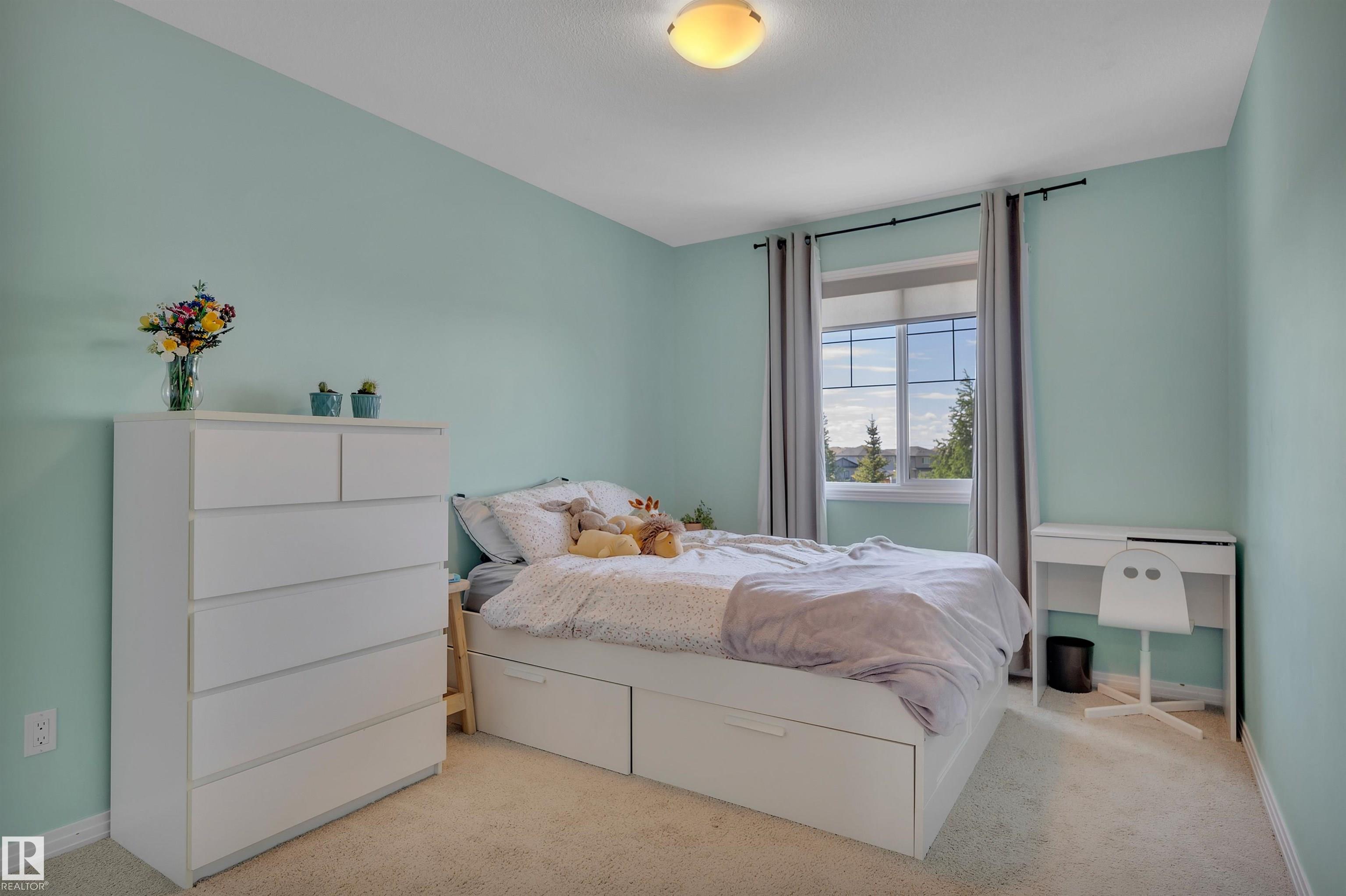 Photo 30 at 86 Sandalwood Place, Suntree, Leduc
