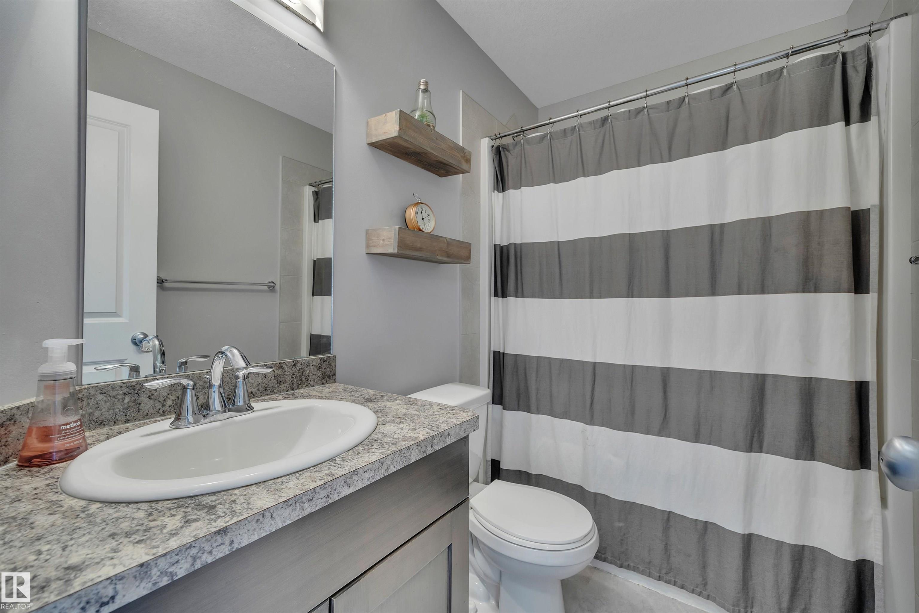 Photo 35 at 86 Sandalwood Place, Suntree, Leduc