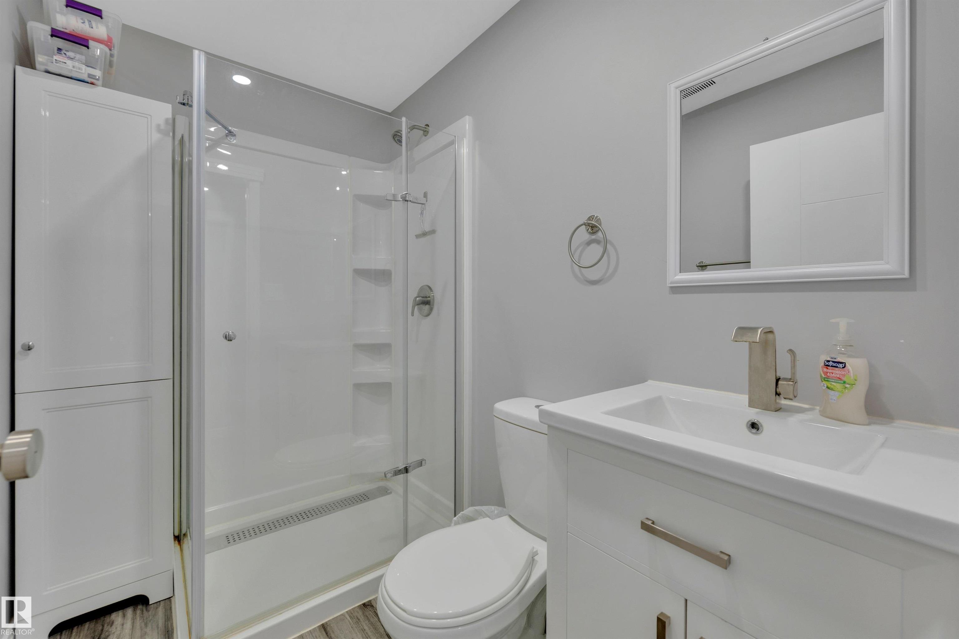 Photo 43 at 86 Sandalwood Place, Suntree, Leduc