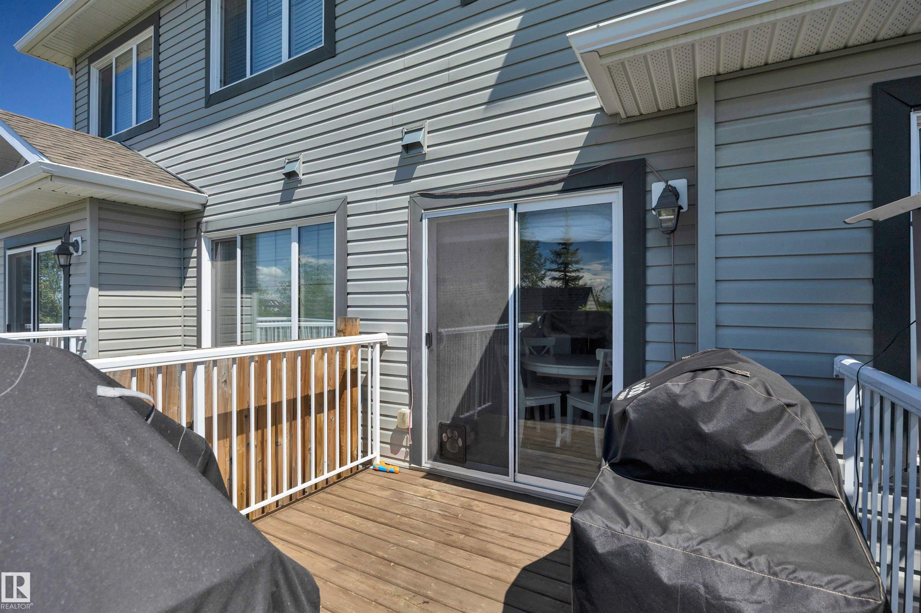 Photo 44 at 86 Sandalwood Place, Suntree, Leduc