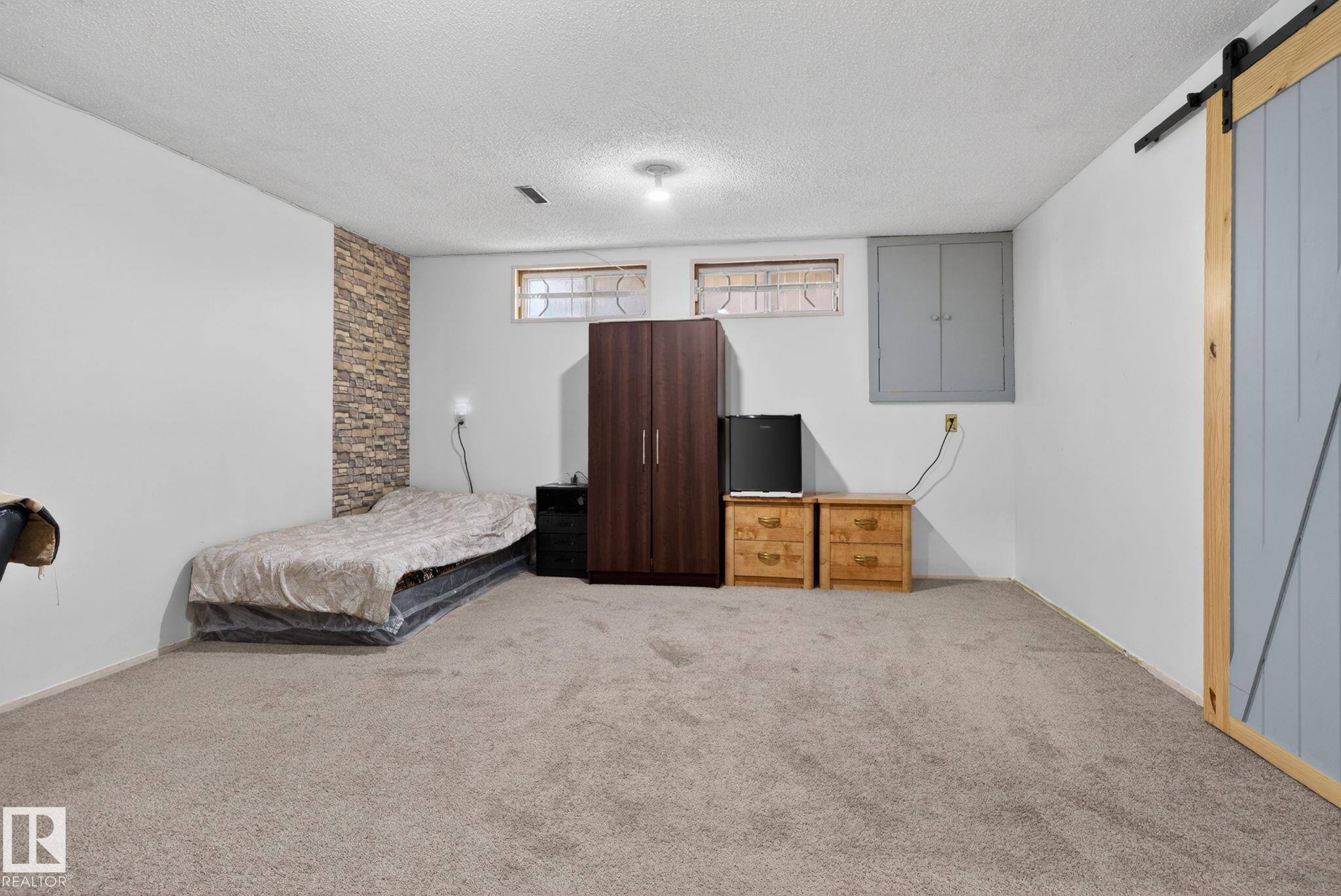 Photo 42 at 8835 152b Avenue NW, Evansdale, Edmonton