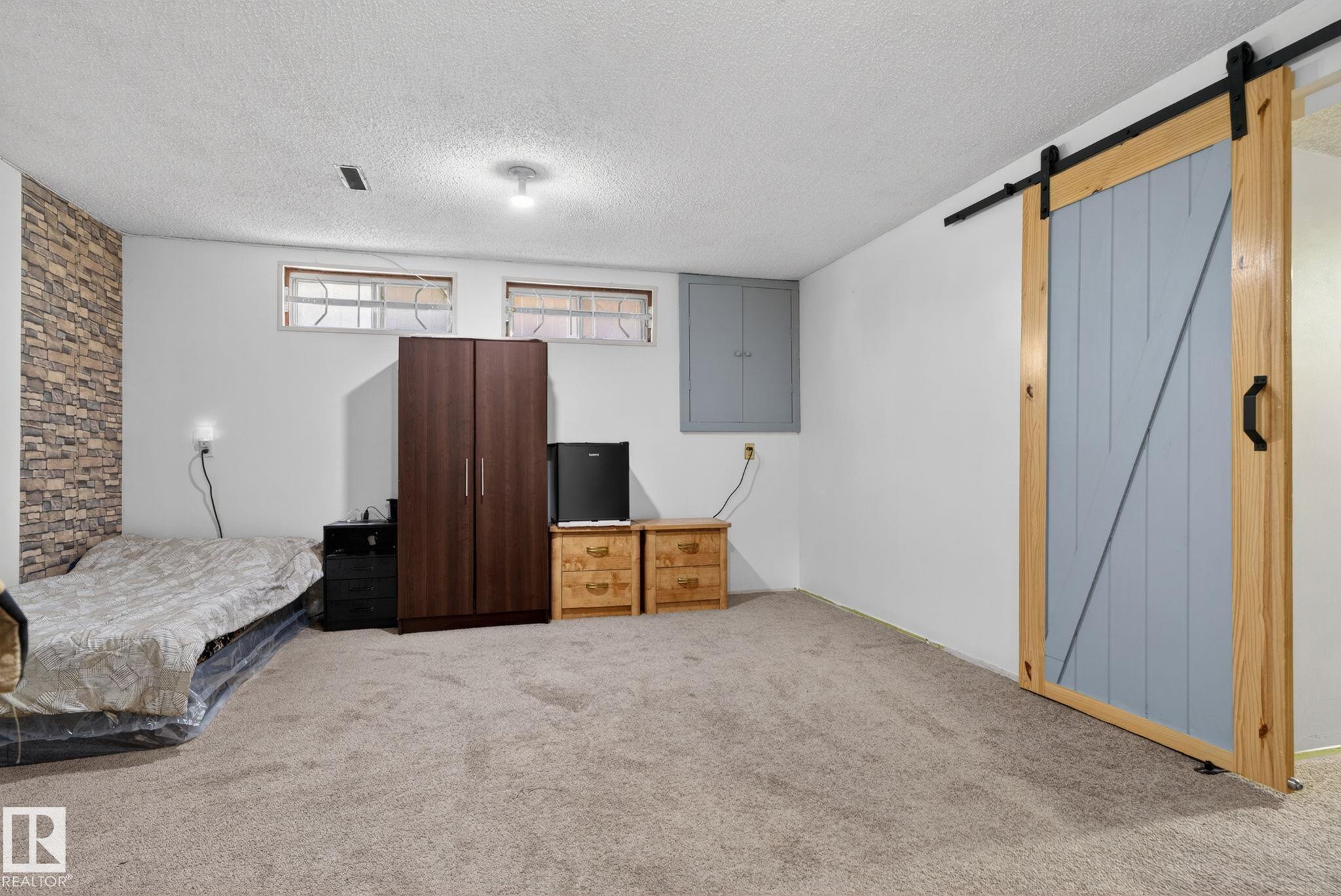 Photo 43 at 8835 152b Avenue NW, Evansdale, Edmonton