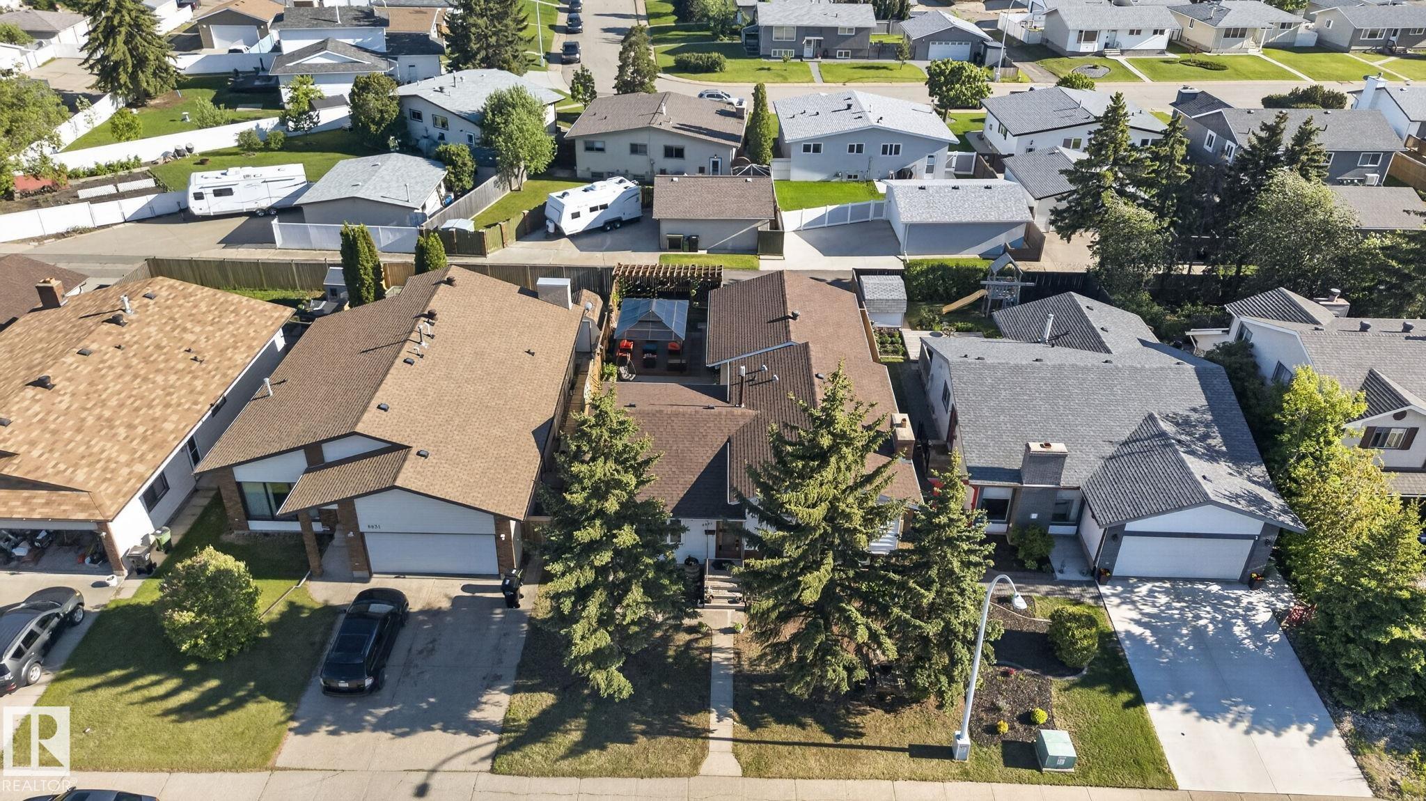 Photo 63 at 8835 152b Avenue NW, Evansdale, Edmonton