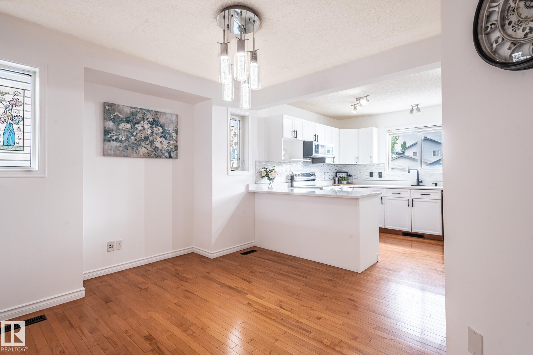 Photo 12 at 5919 203 Street NW, The Hamptons, Edmonton