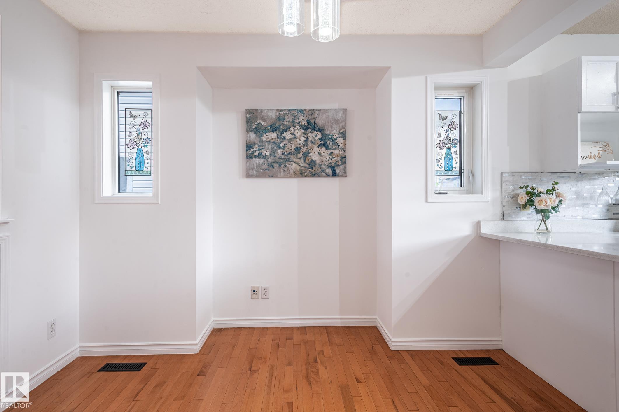 Photo 13 at 5919 203 Street NW, The Hamptons, Edmonton