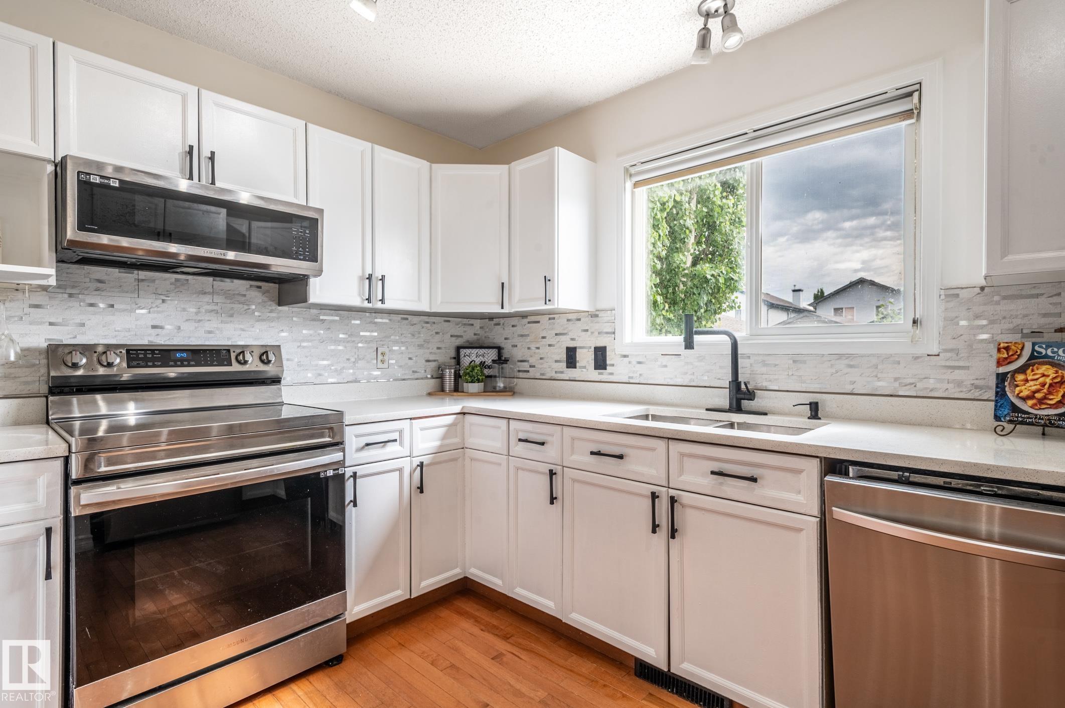 Photo 16 at 5919 203 Street NW, The Hamptons, Edmonton