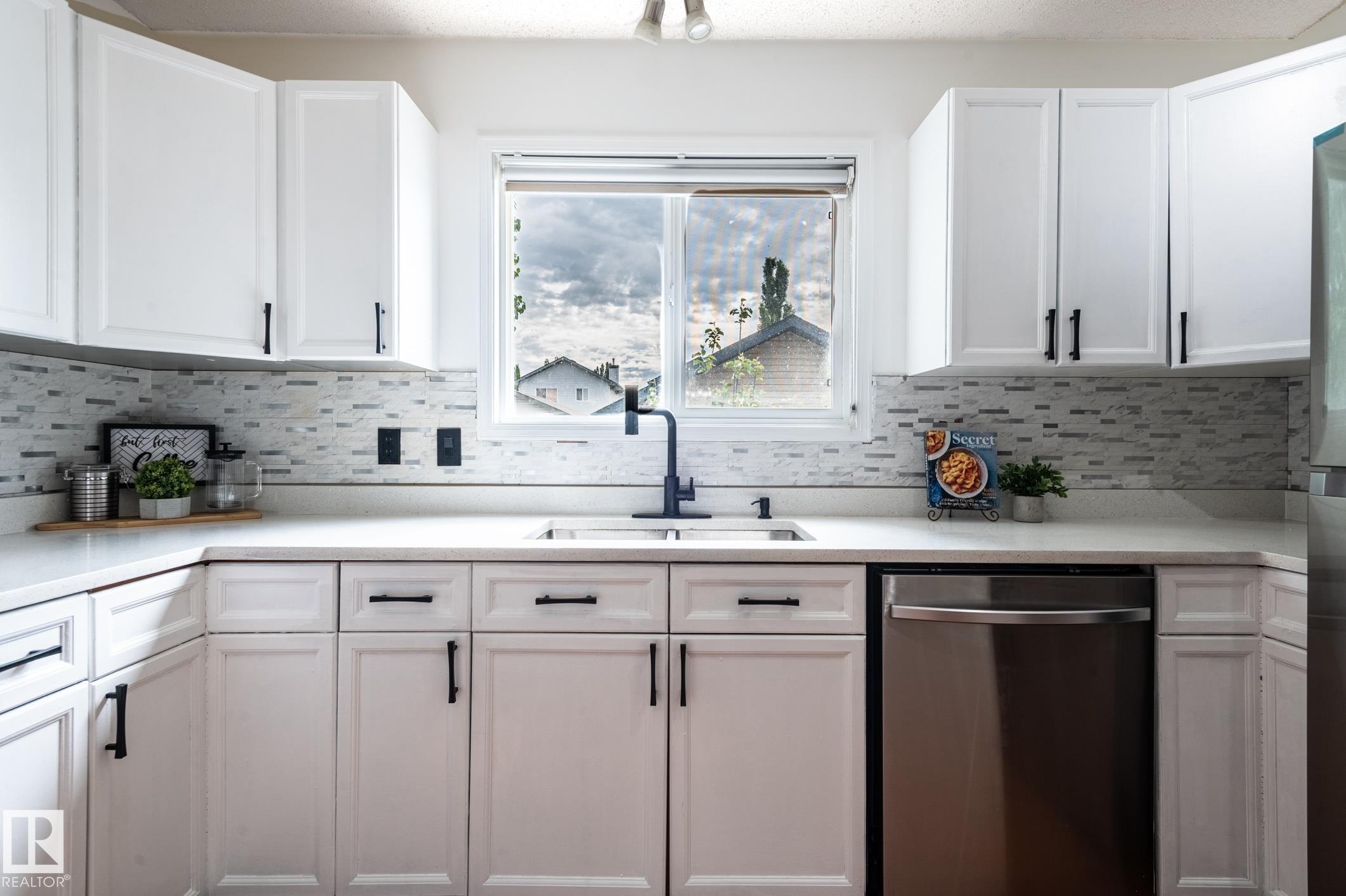 Photo 17 at 5919 203 Street NW, The Hamptons, Edmonton